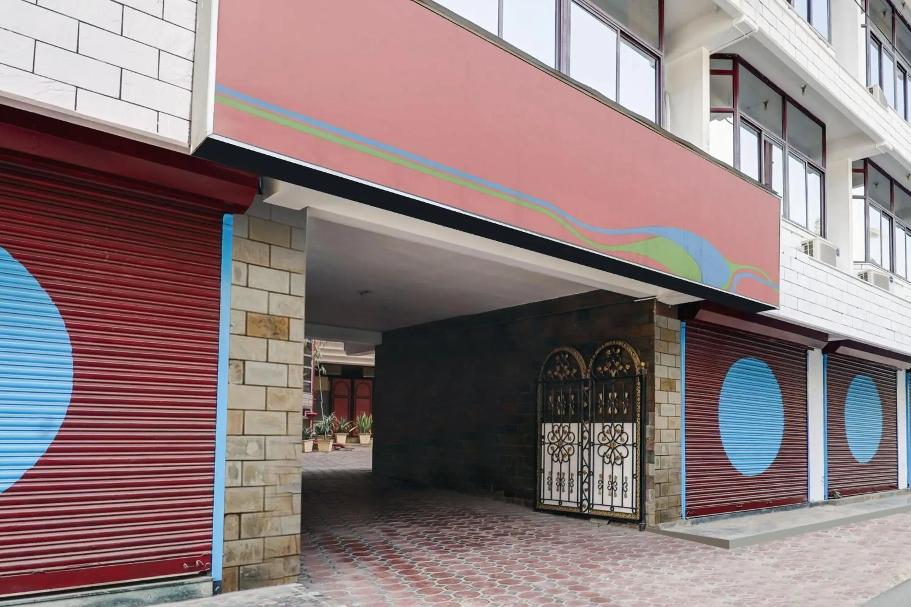 Facade/entrance in Super Hotel O East Nada Facade/entrance in Super Hotel O East Nada