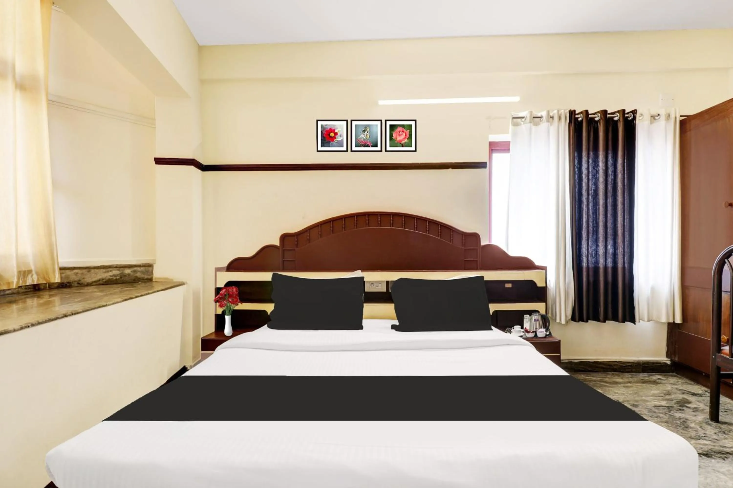 Bedroom, Bed in Super Hotel O East Nada