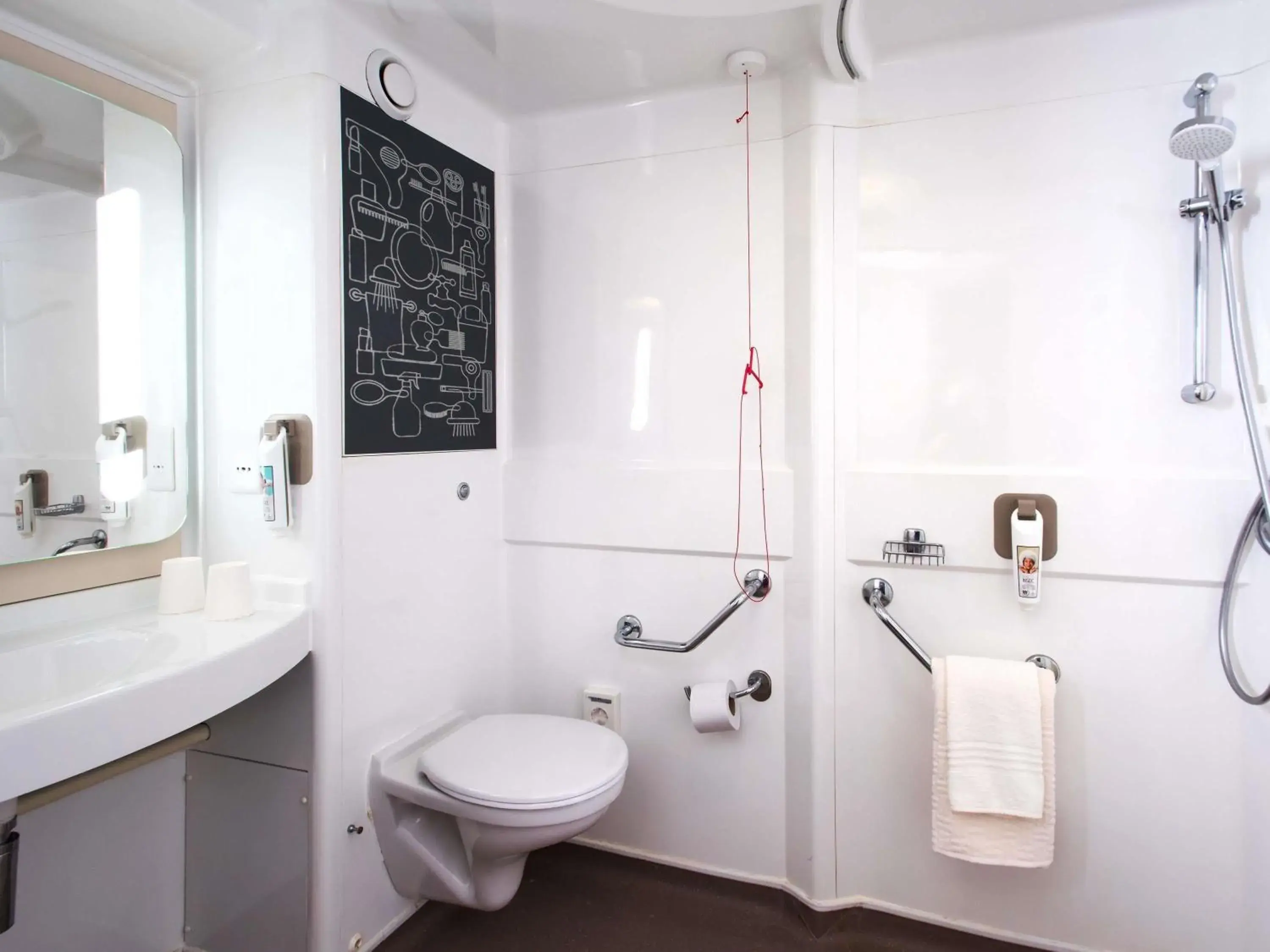 Bedroom in ibis Plymouth Bedroom in ibis Plymouth