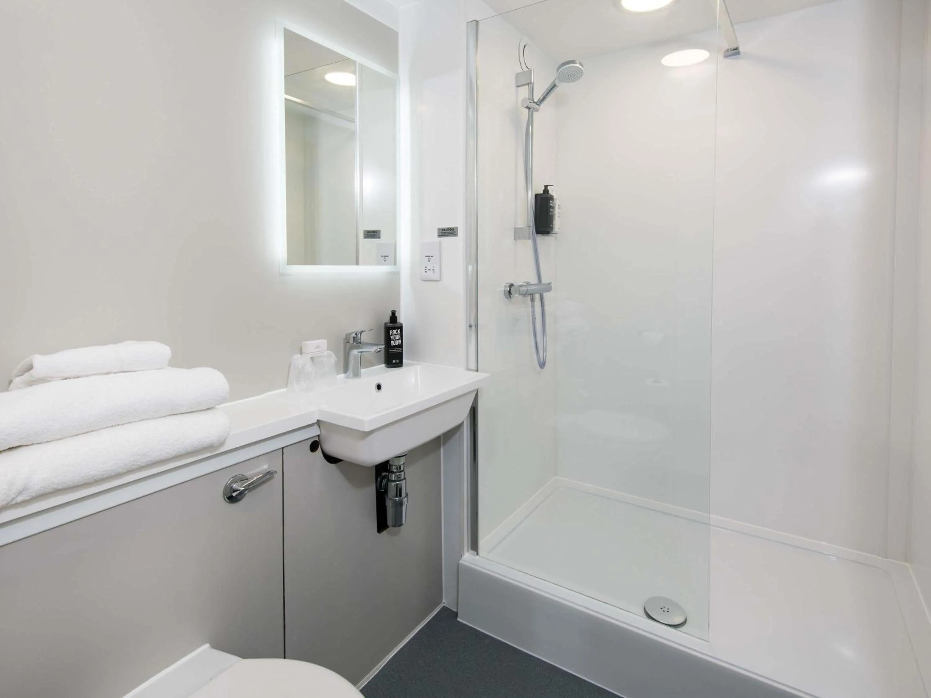 Shower in ibis Plymouth