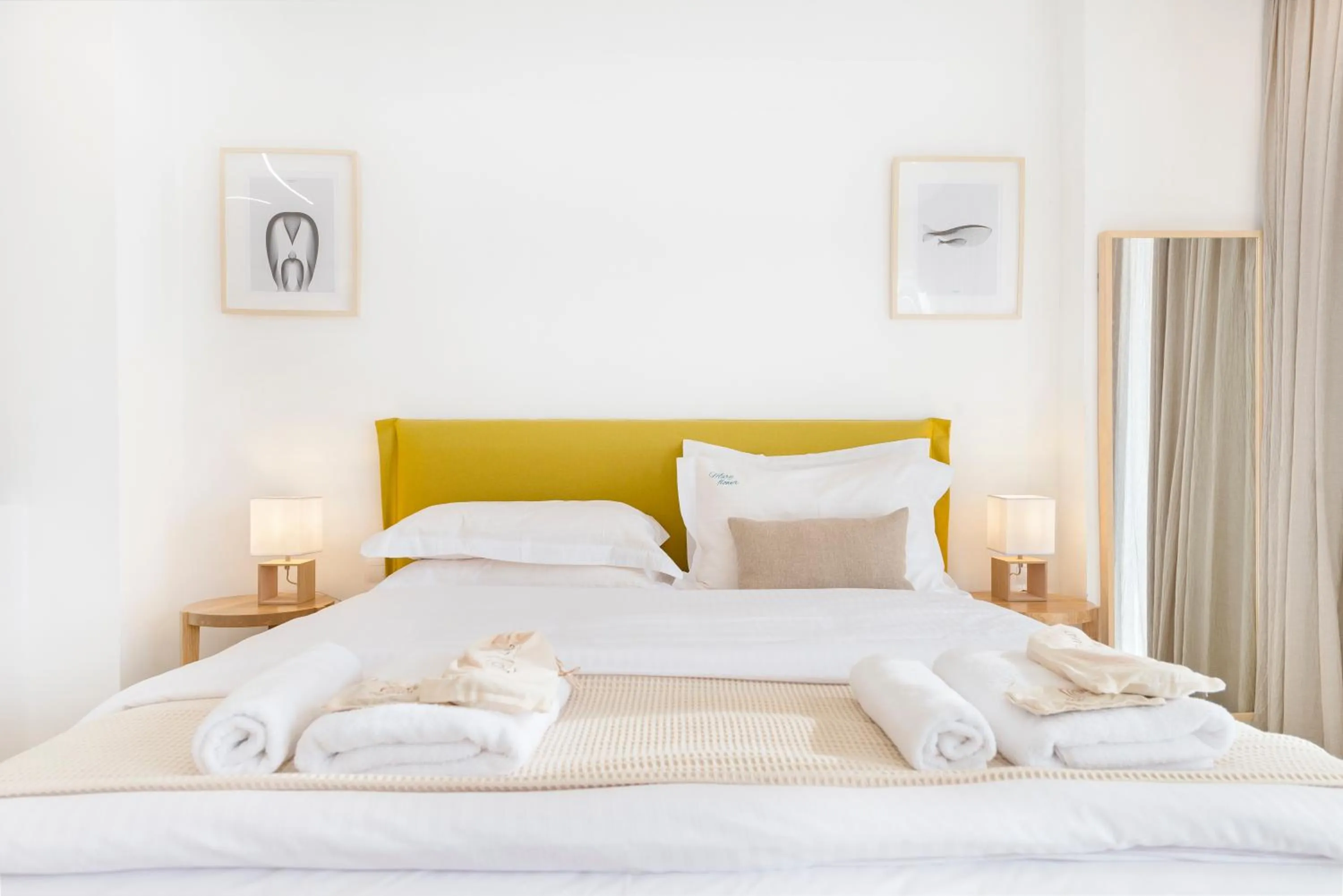 Bed in Maryflower Premium Apartments Piraeus