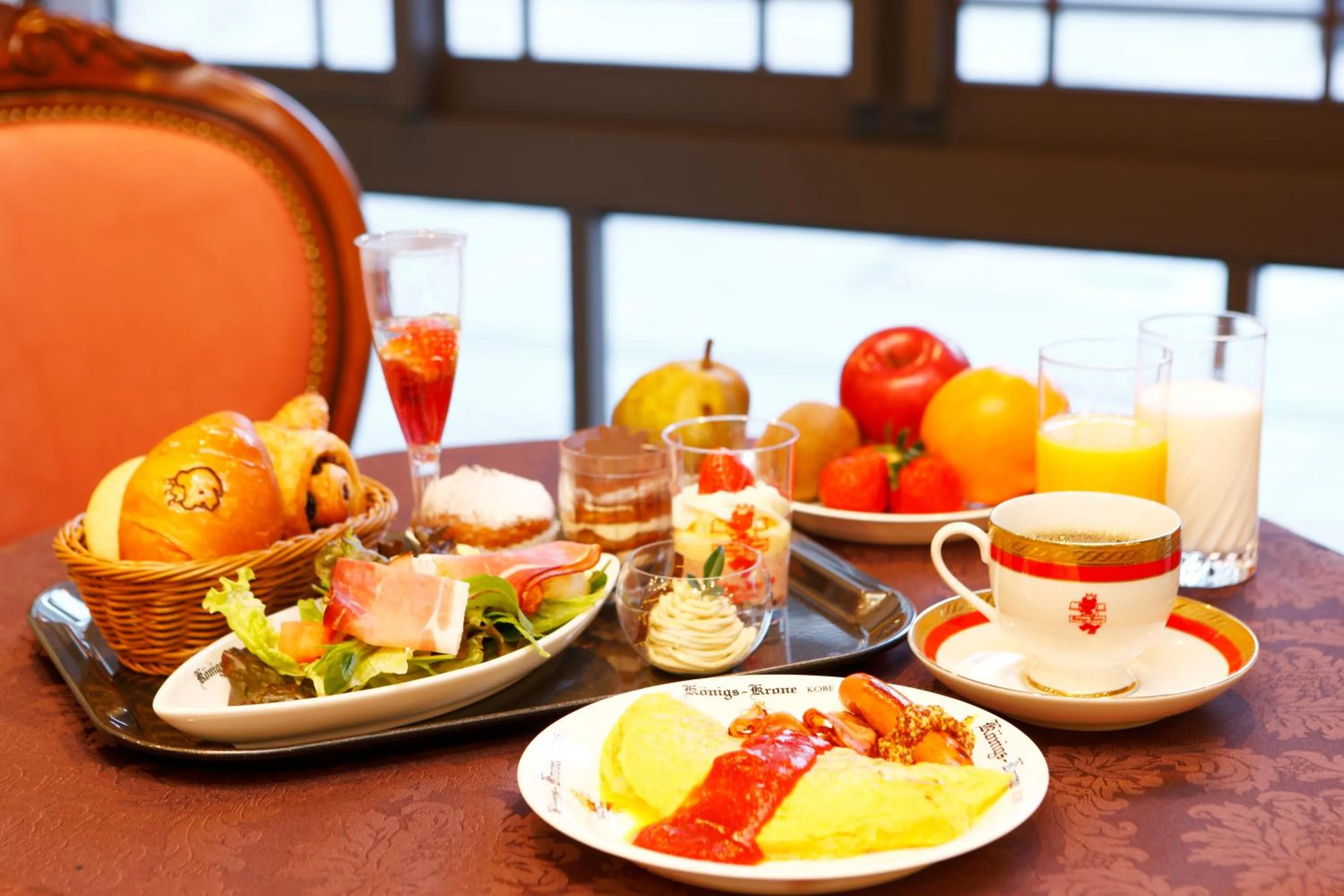 Breakfast in Hotel Konigs-Krone Kobe