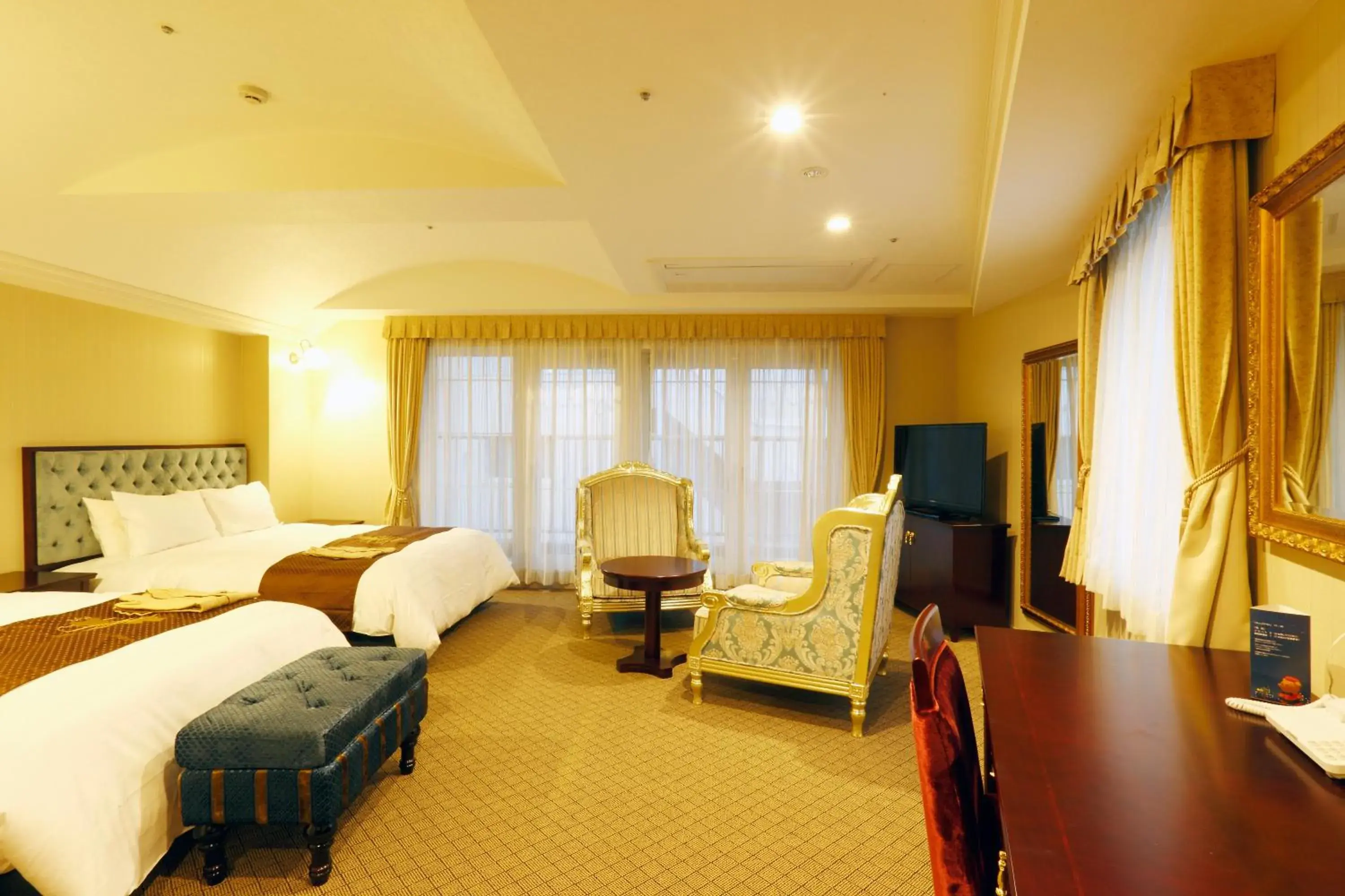 Superior Twin Room in Hotel Konigs-Krone Kobe Superior Twin Room in Hotel Konigs-Krone Kobe