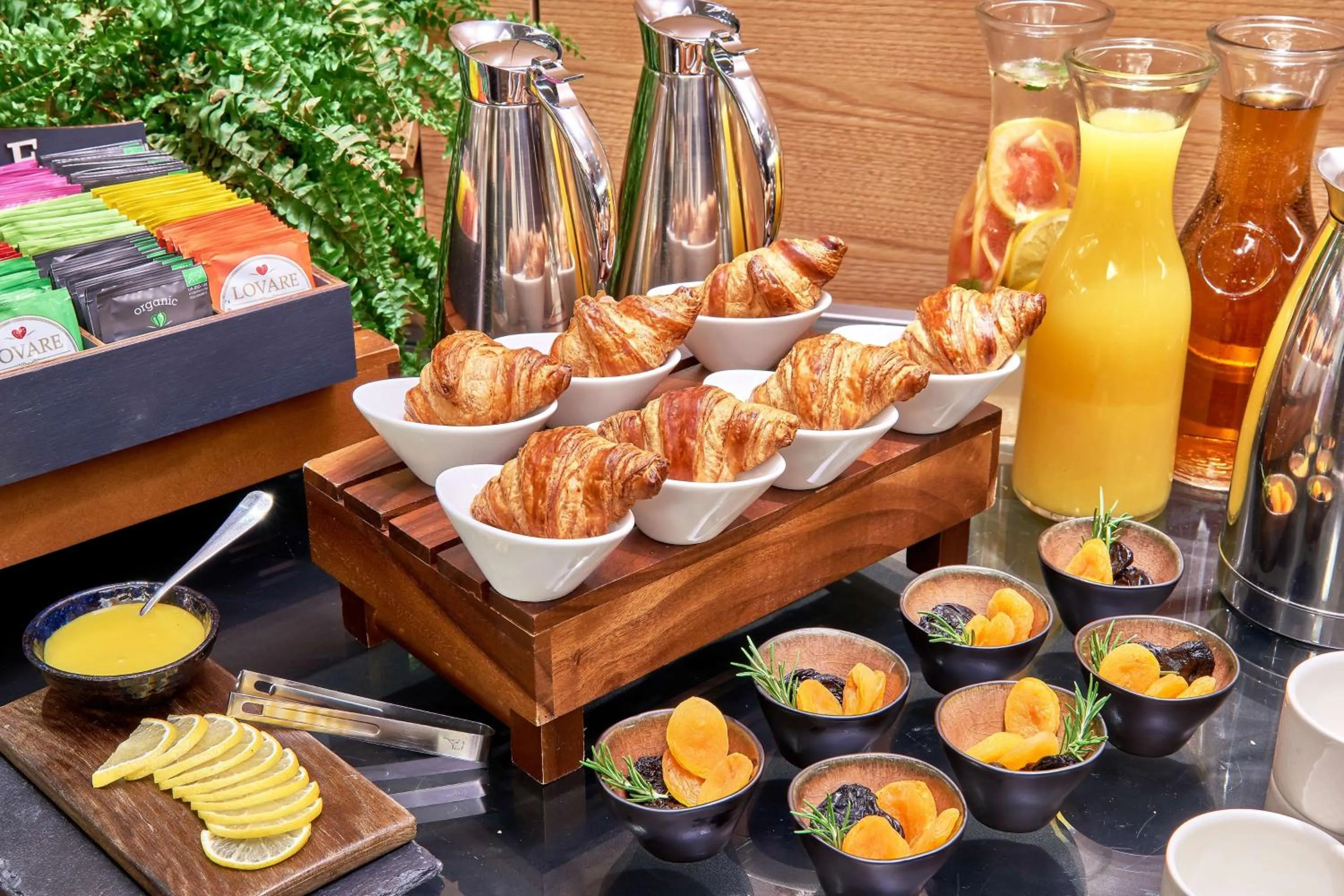 Coffee/tea facilities in Radisson Blu Resort Bukovel