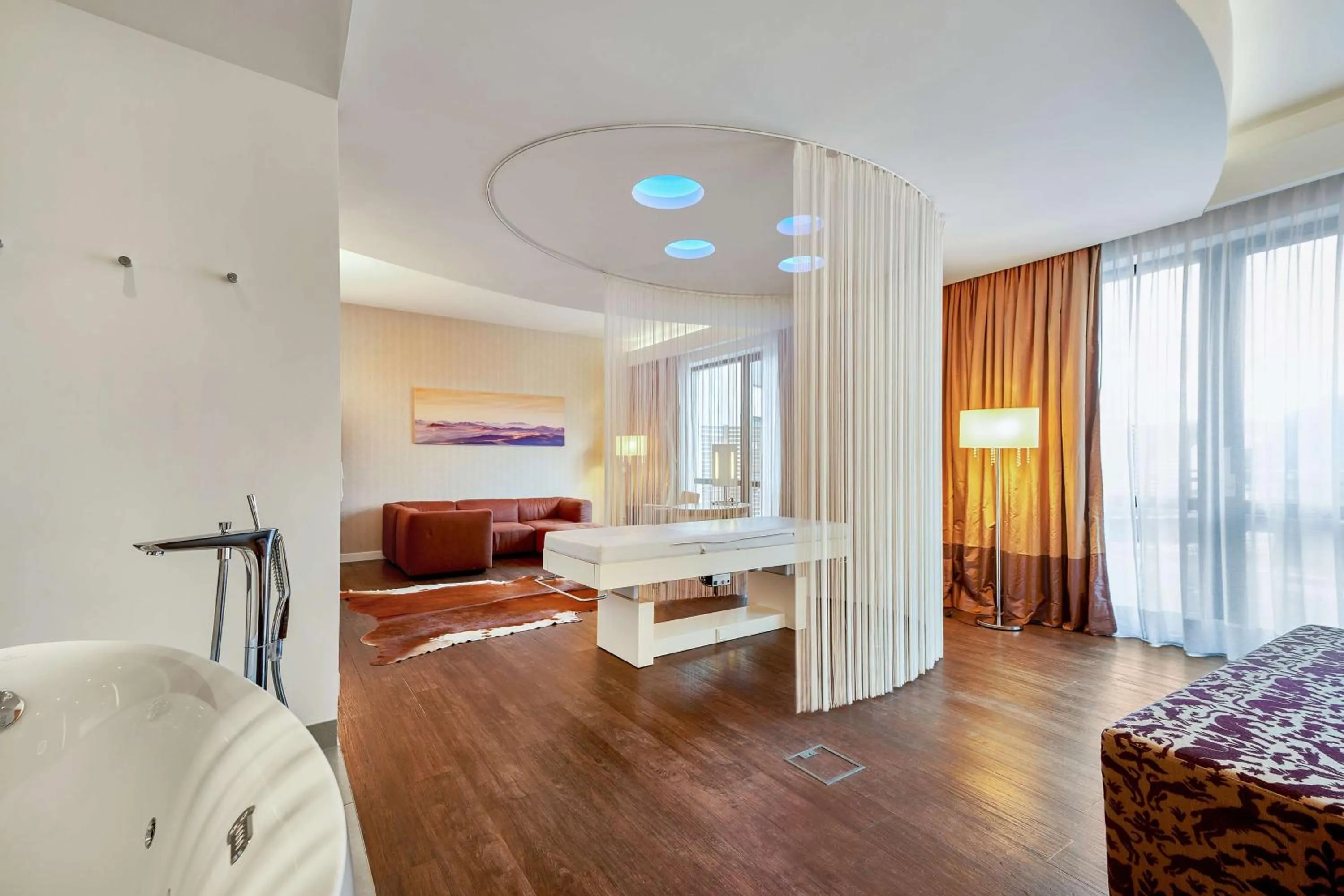Spa and wellness centre/facilities, Bed in Radisson Blu Resort Bukovel