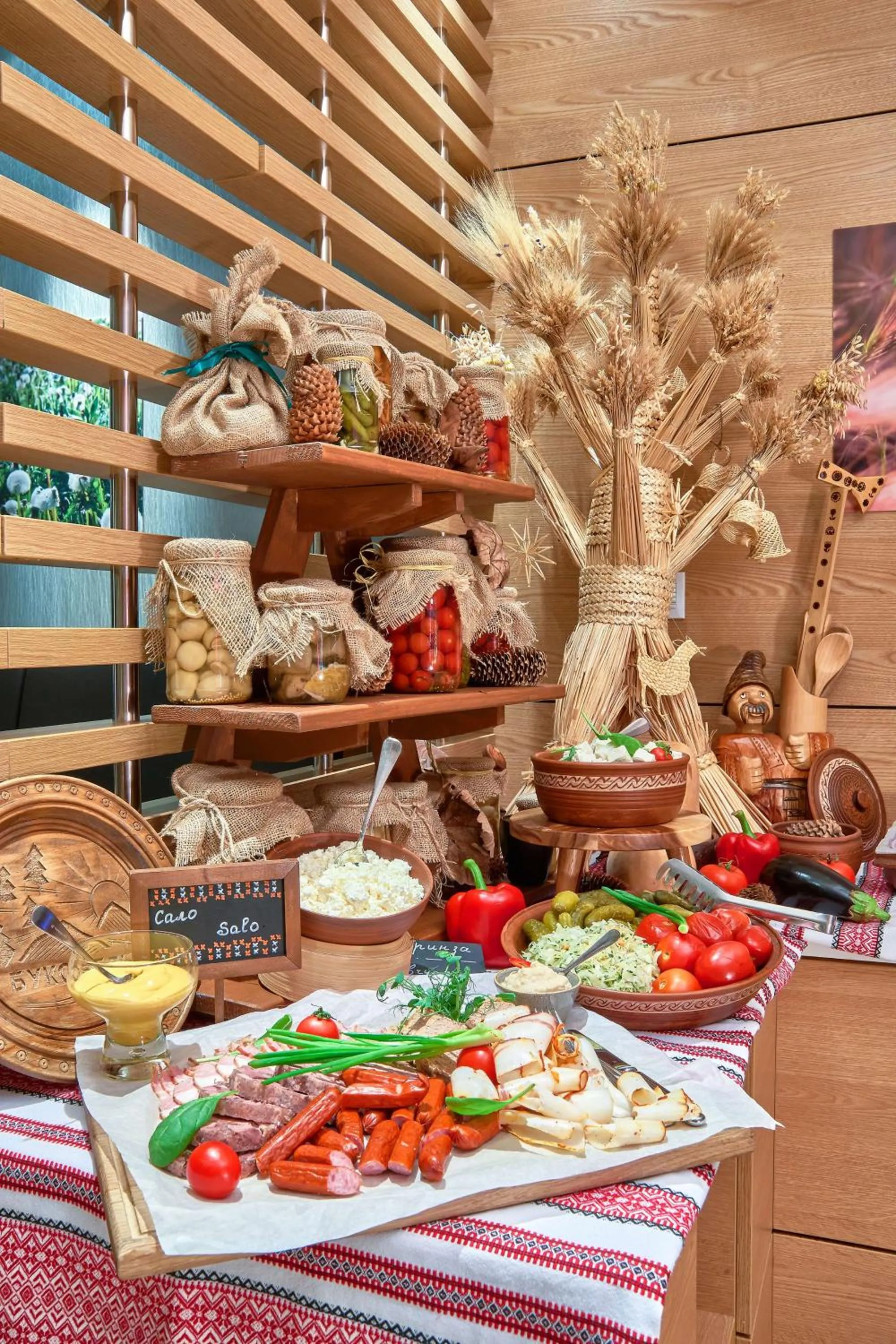 Restaurant/places to eat in Radisson Blu Resort Bukovel