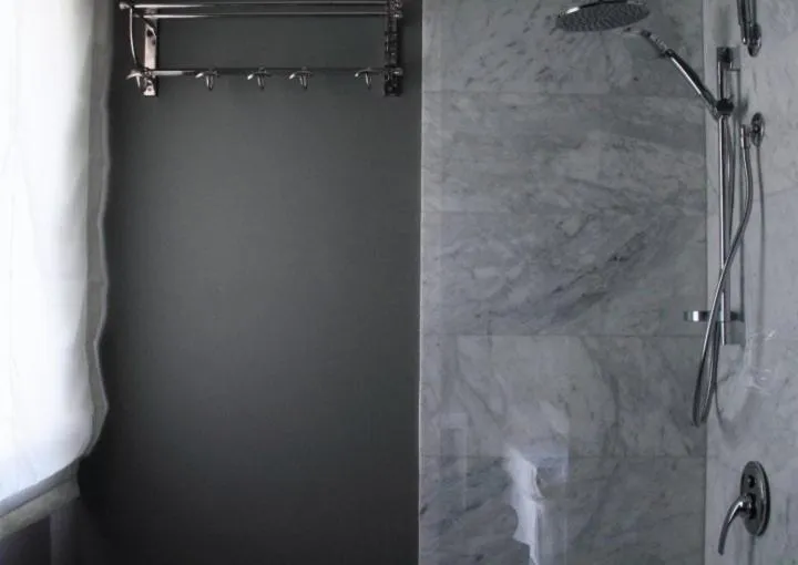 Shower in B&B Le Biciclette