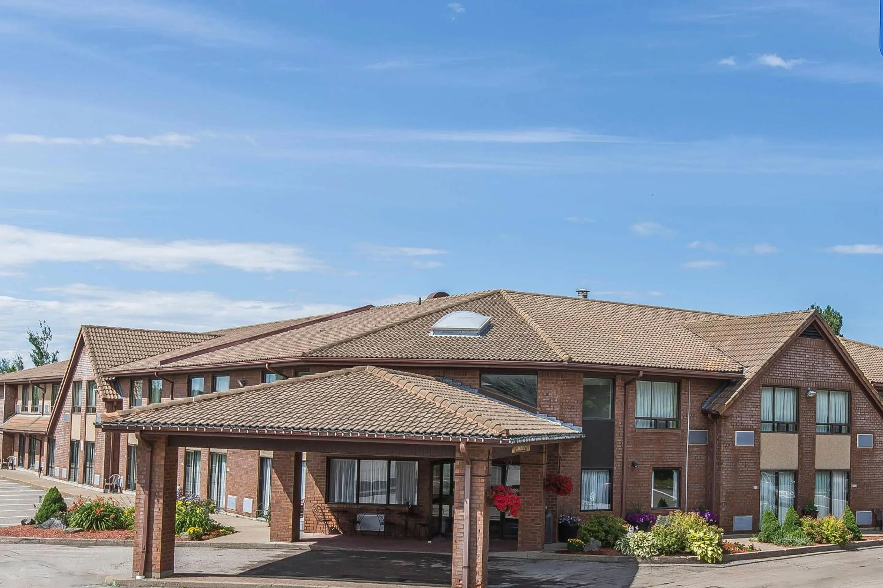 Property building in Comfort Inn