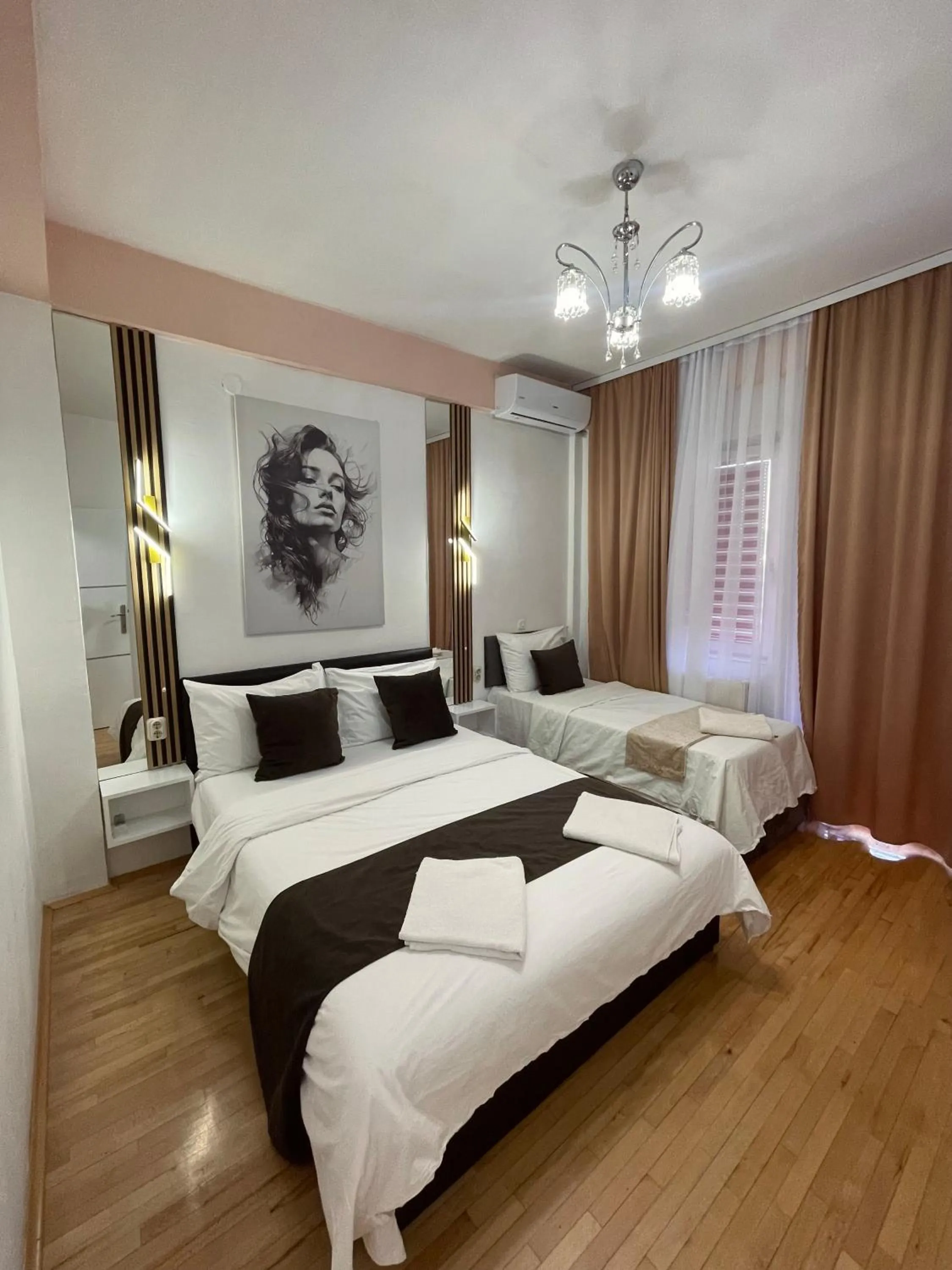 Two-Bedroom Apartment in Petreski Apartments 1