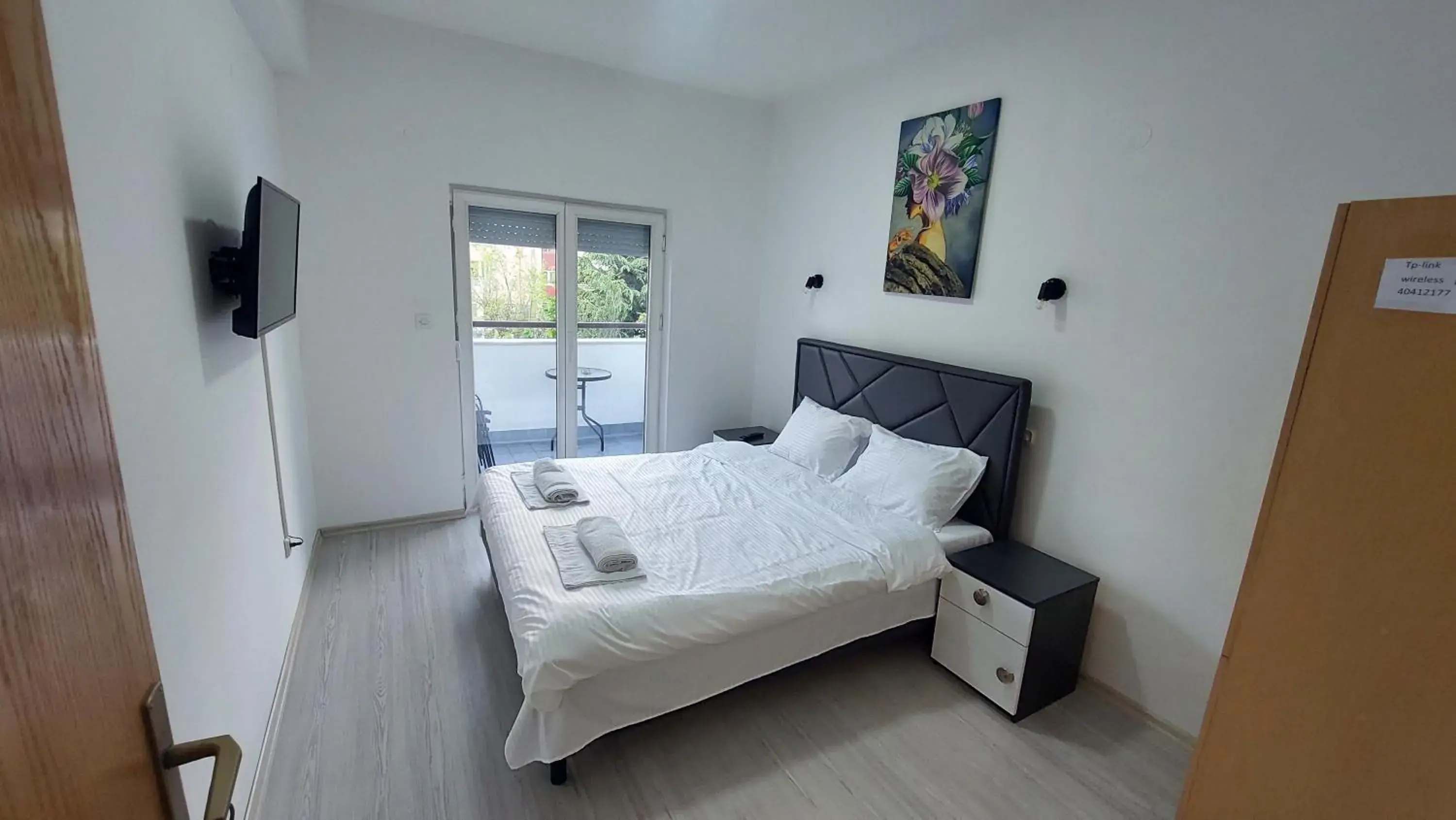 Two-Bedroom Deluxe Apartment with Balcony in Petreski Apartments 1 Two-Bedroom Deluxe Apartment with Balcony in Petreski Apartments 1