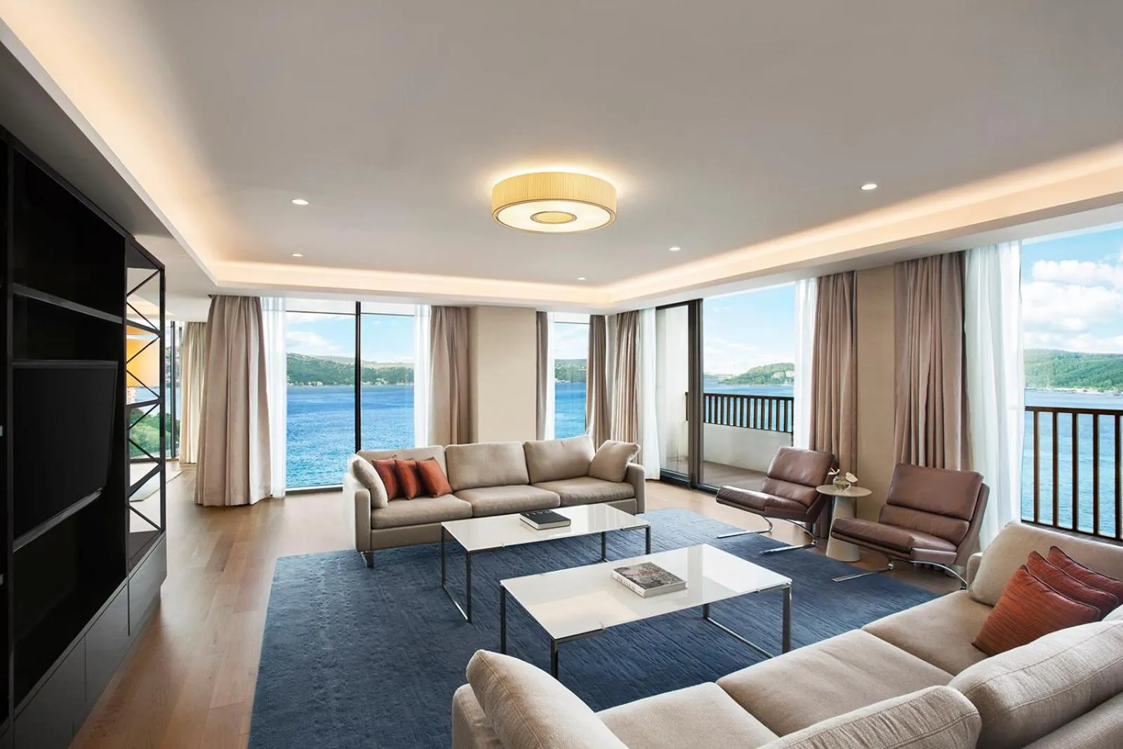 Living room in The Grand Tarabya Managed by Accor