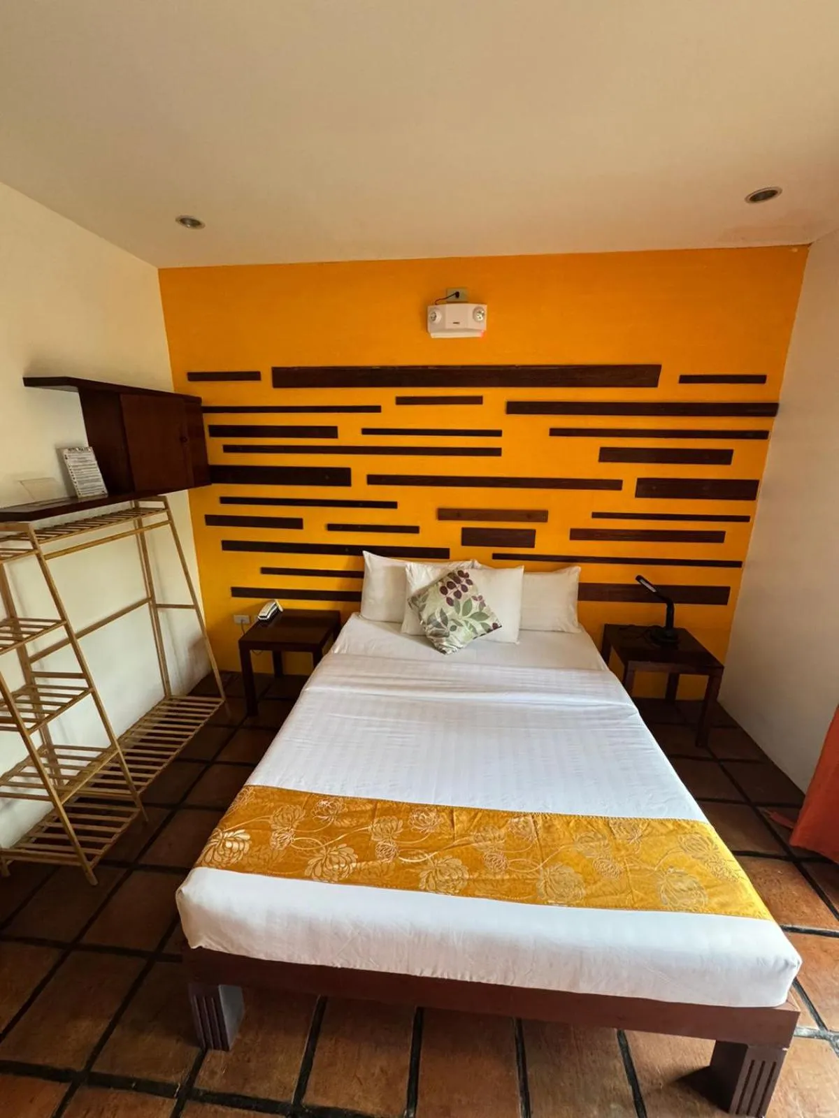 Bedroom, Bed in Acacia Tree Garden Hotel