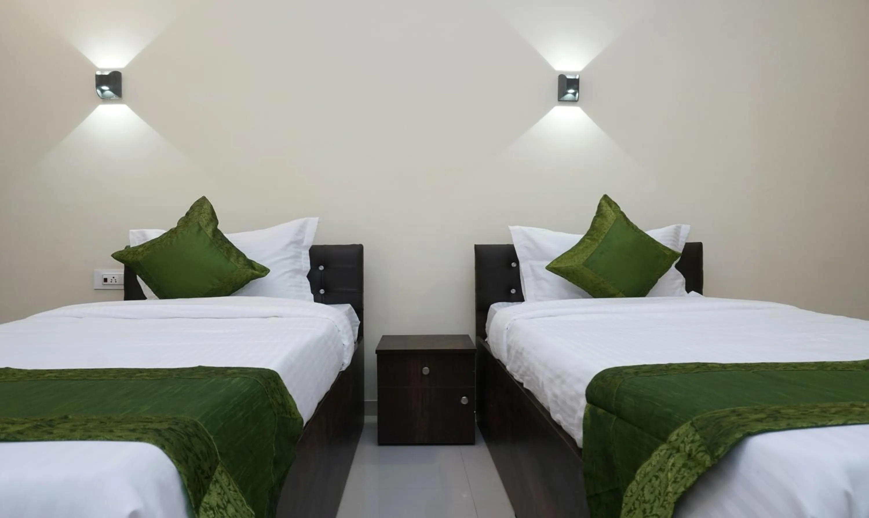 Bedroom, Bed in Treebo Lotus Baner