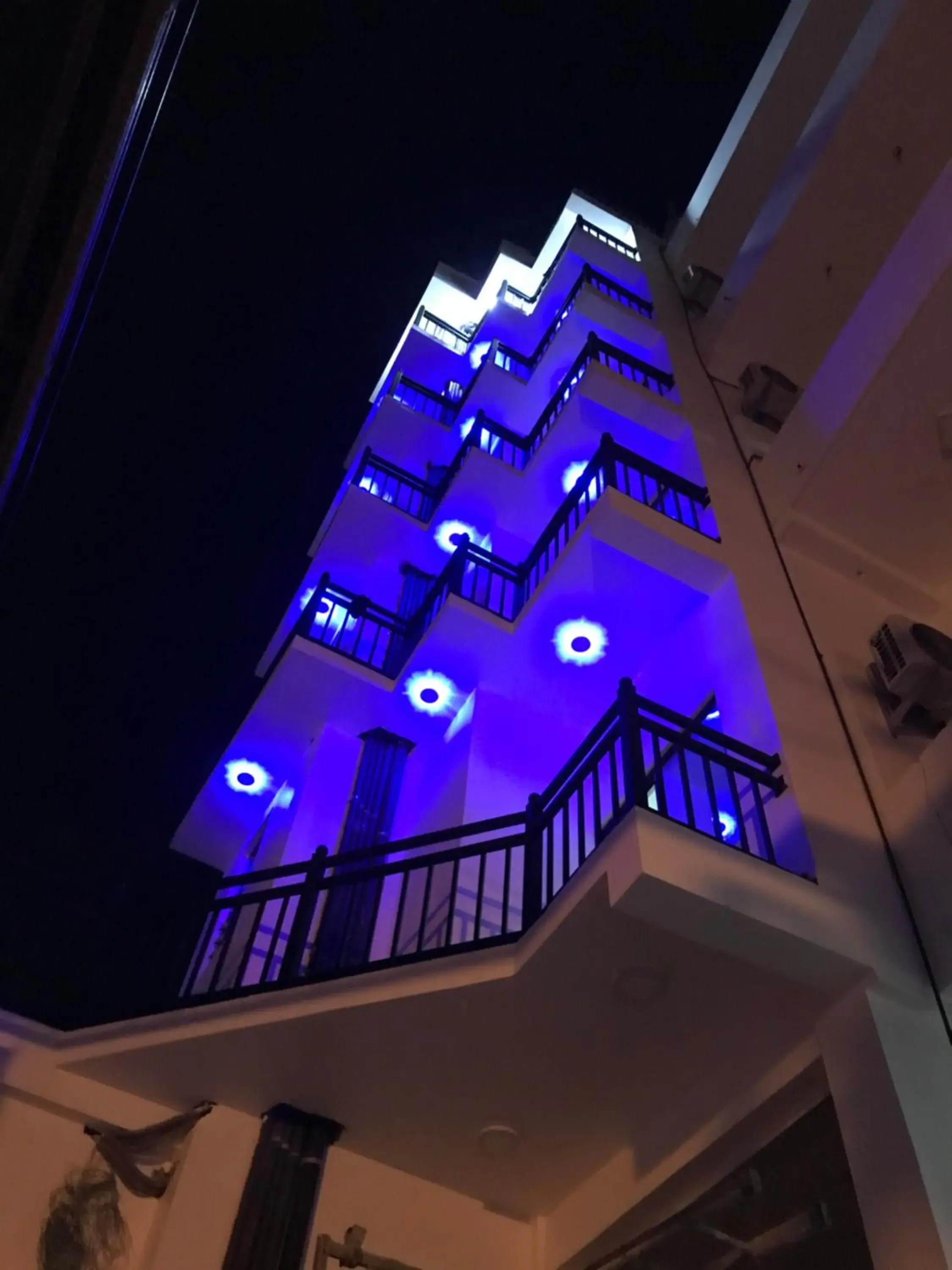 Facade/entrance in Opulence Colombo Facade/entrance in Opulence Colombo