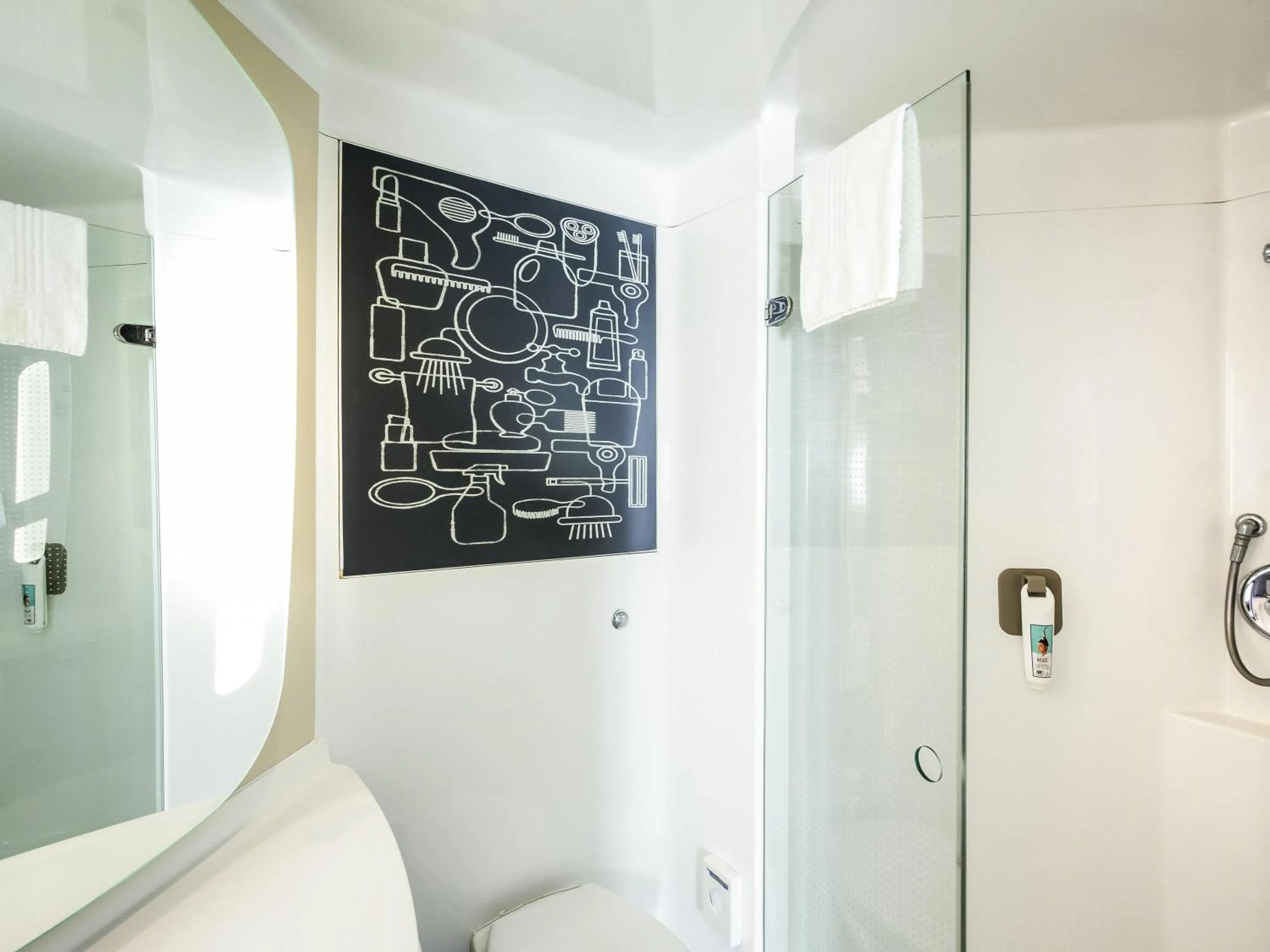 Bedroom in ibis London Elstree Borehamwood