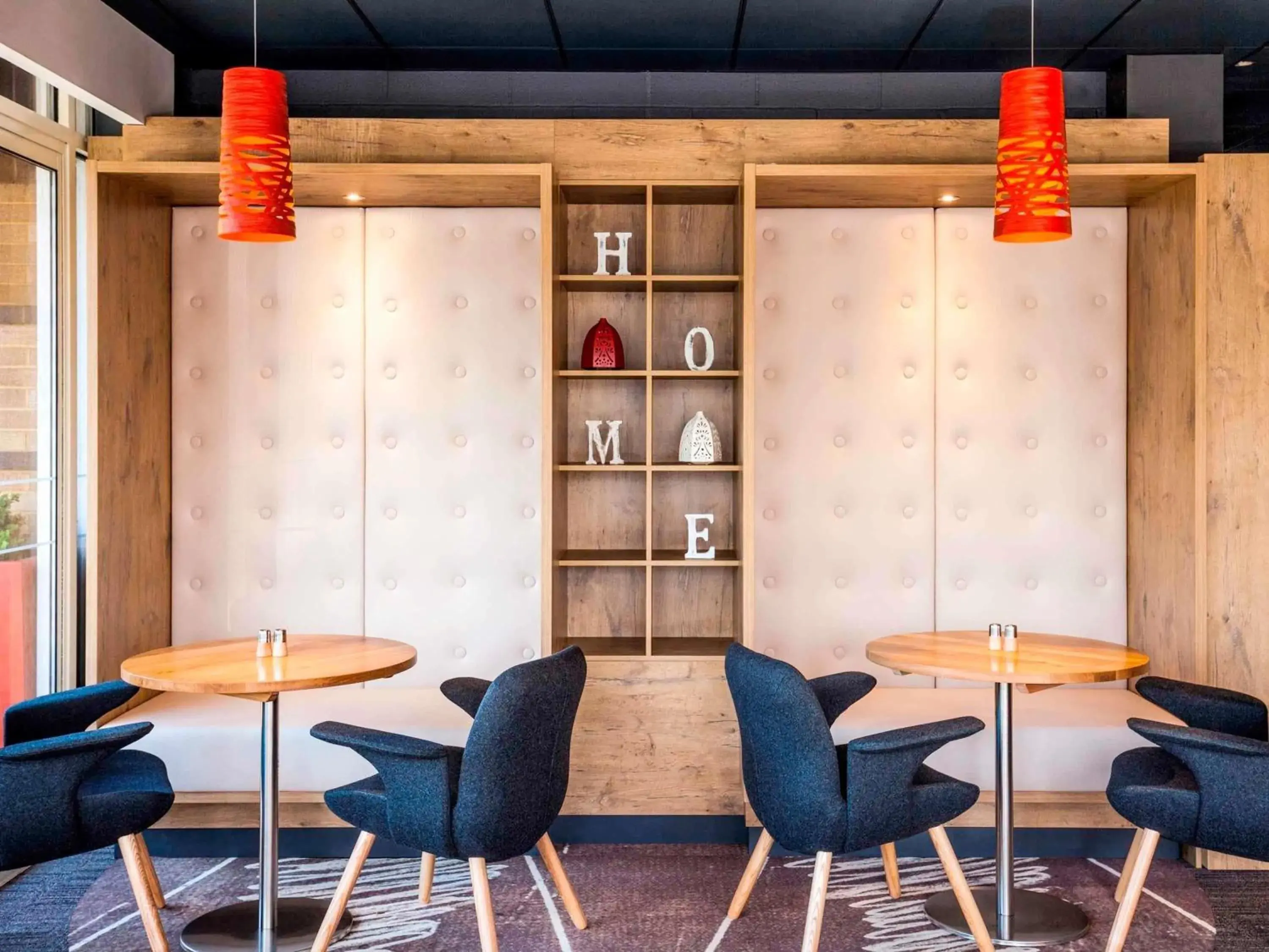 Property building in ibis London Elstree Borehamwood Property building in ibis London Elstree Borehamwood