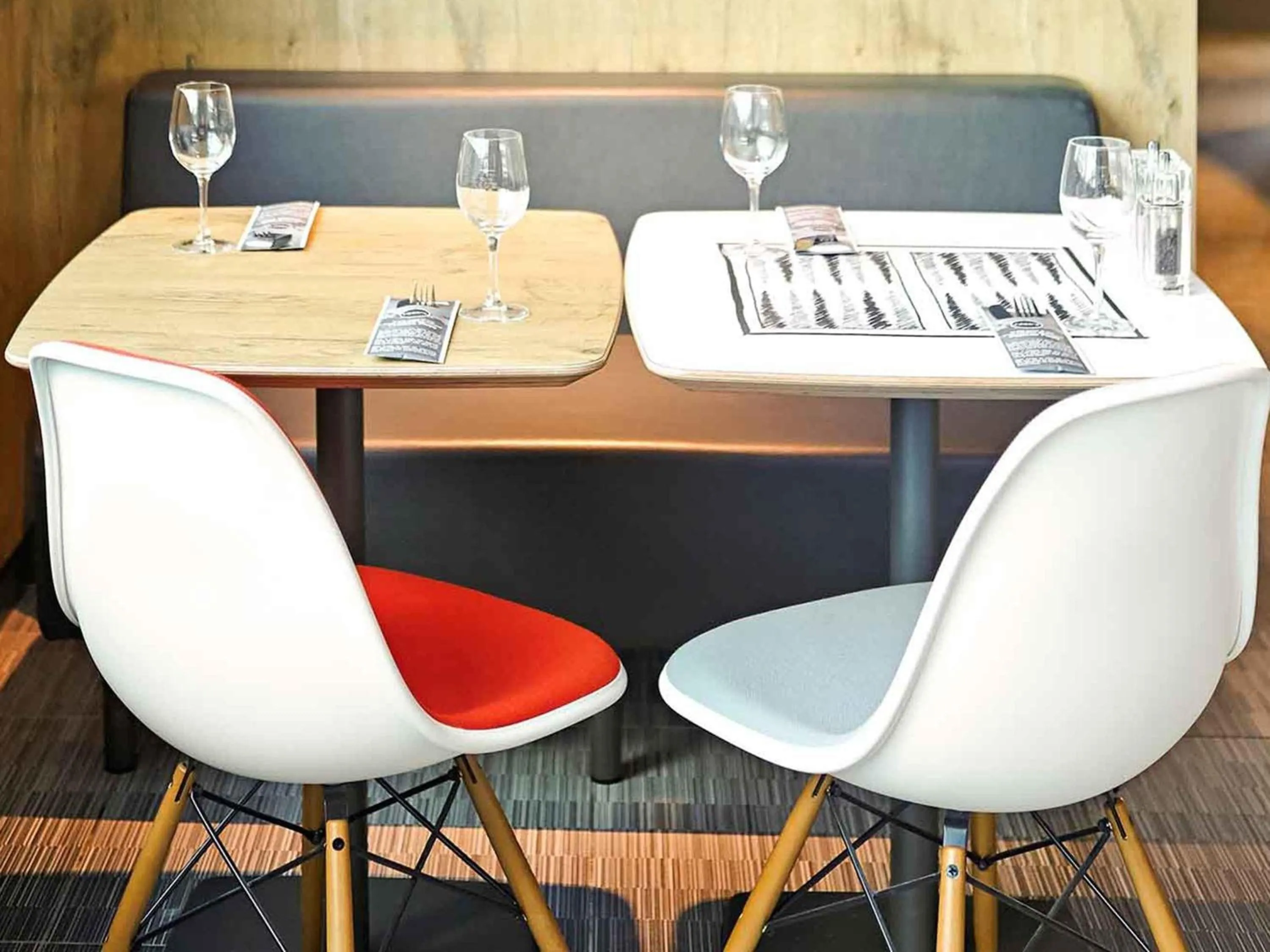 Restaurant/places to eat in ibis London Elstree Borehamwood