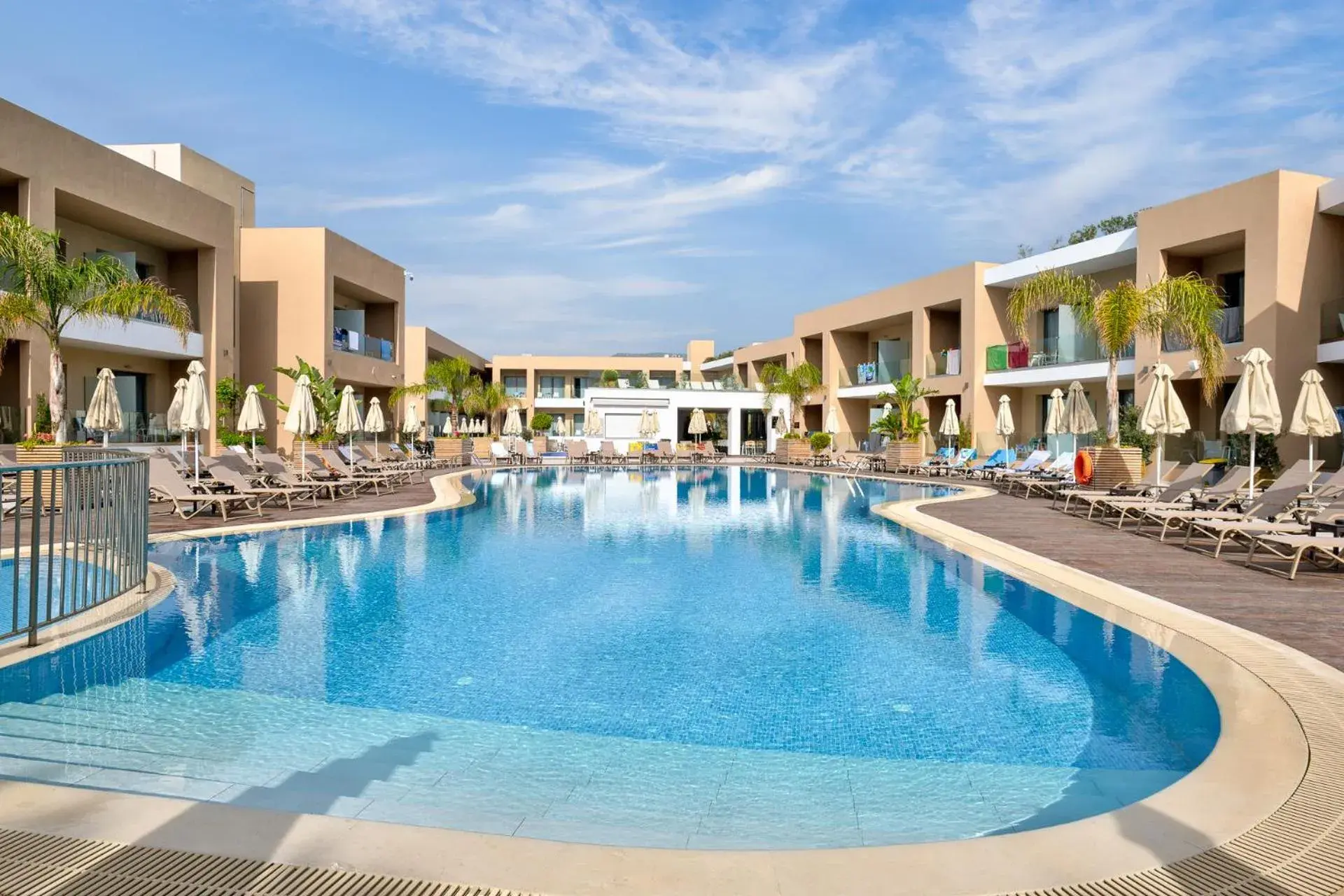 Property building in White Olive Elite Laganas Property building in White Olive Elite Laganas