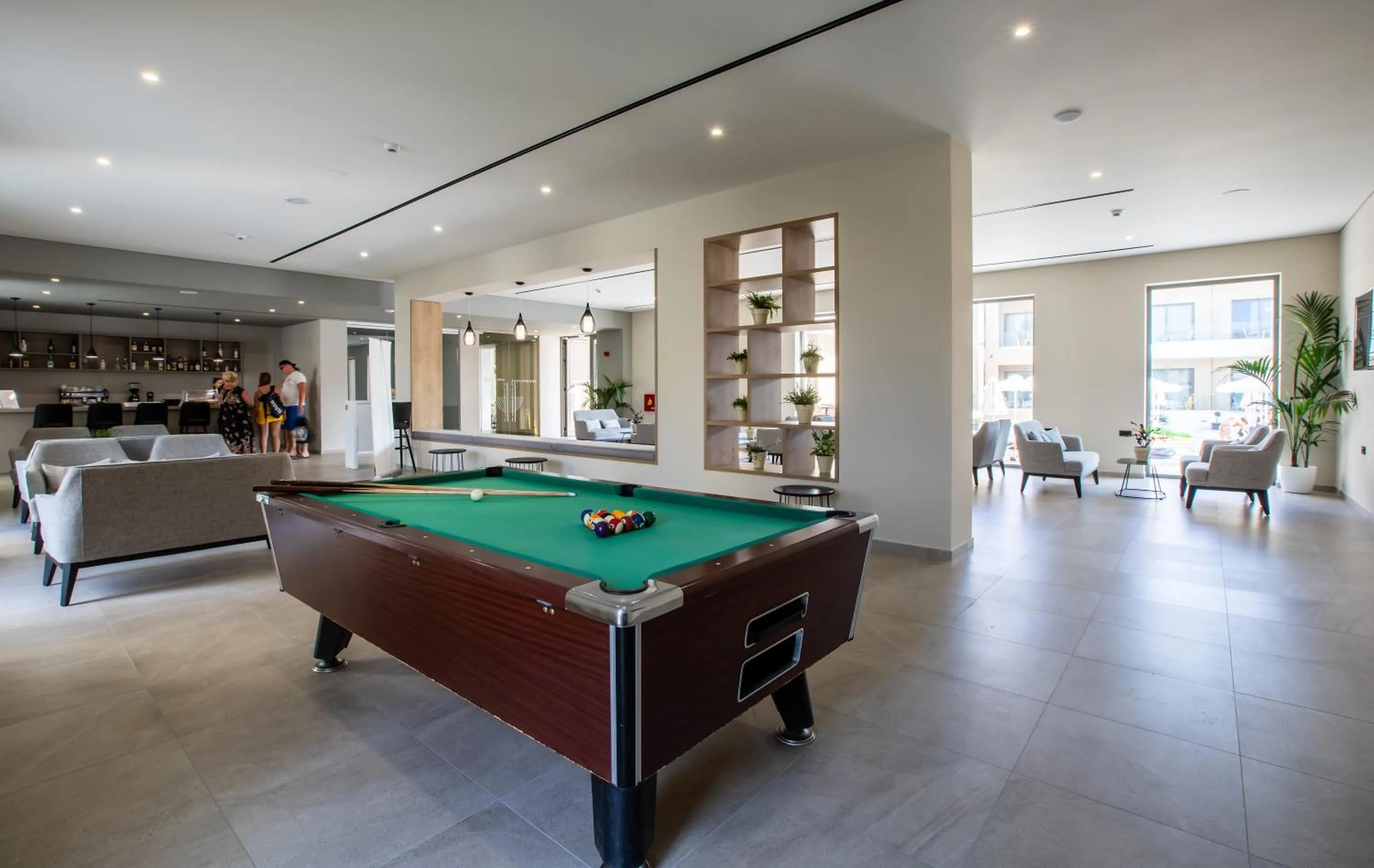 Billiard in White Olive Elite Laganas