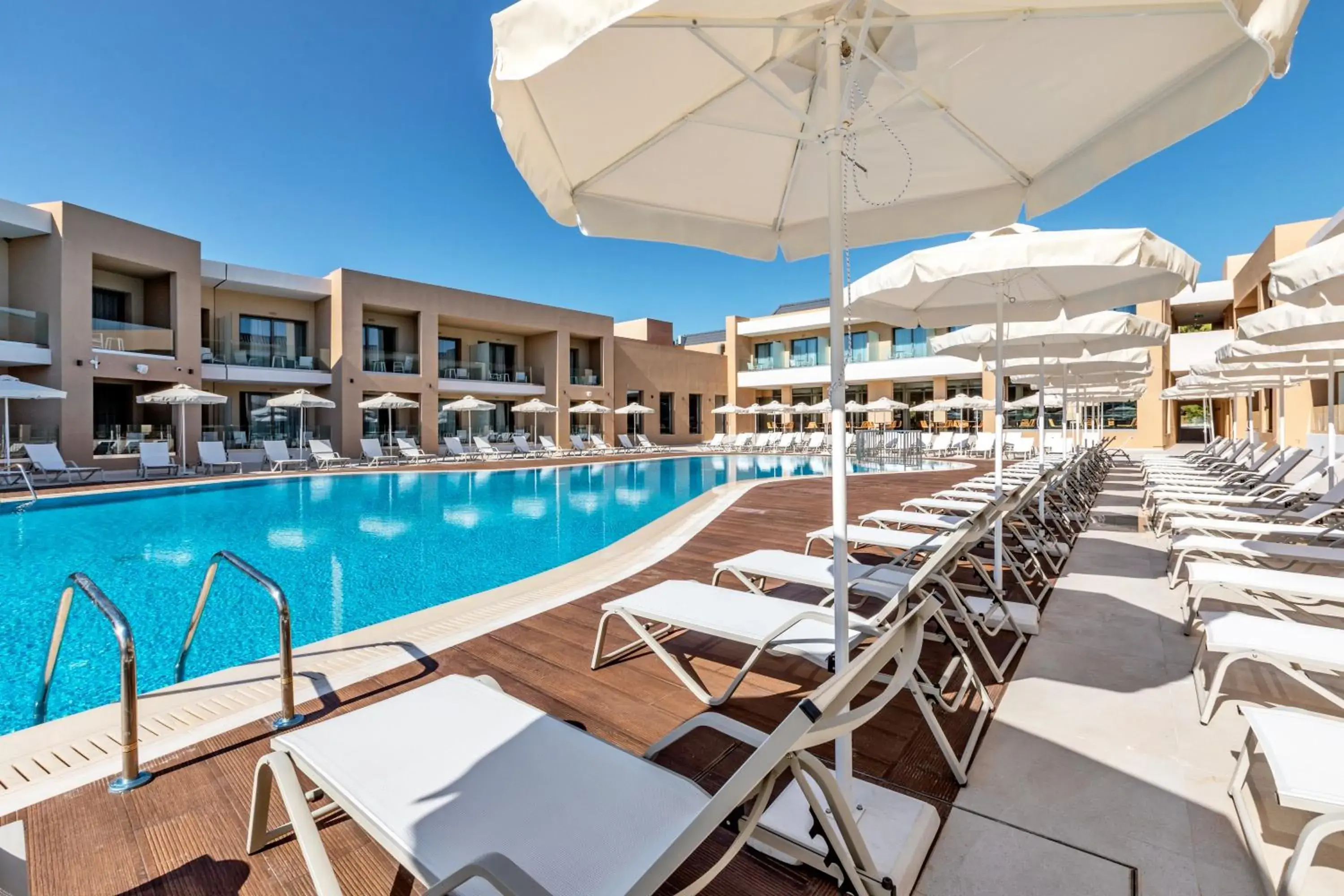 Property building in White Olive Elite Laganas Property building in White Olive Elite Laganas