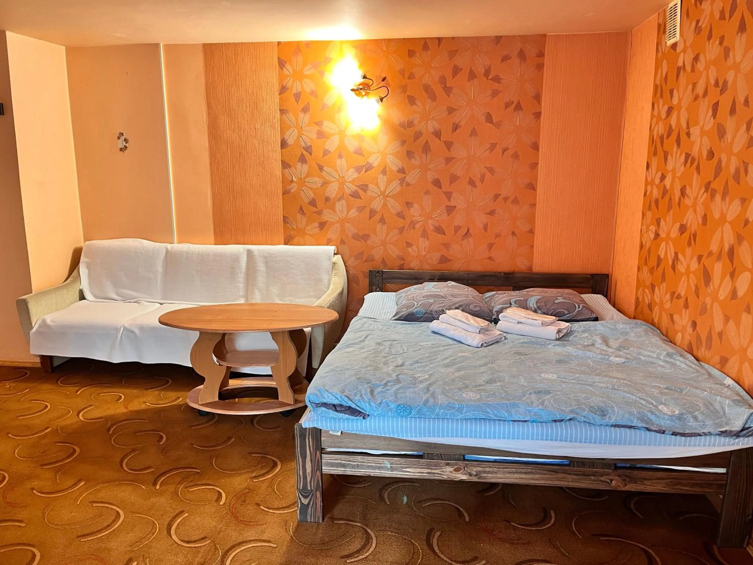 Bed in Mala Praha