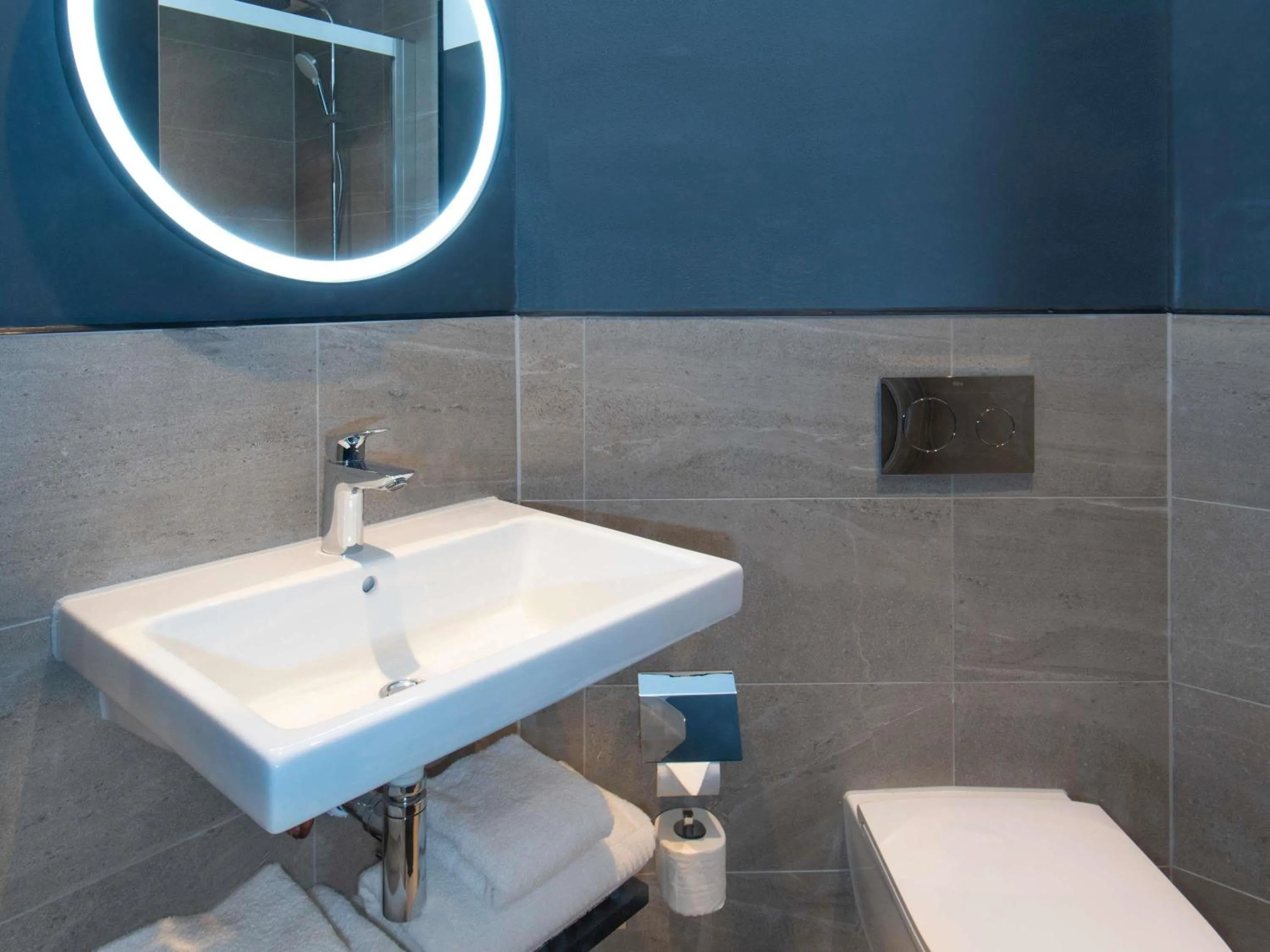 Bathroom in ibis Styles London Gatwick Airport