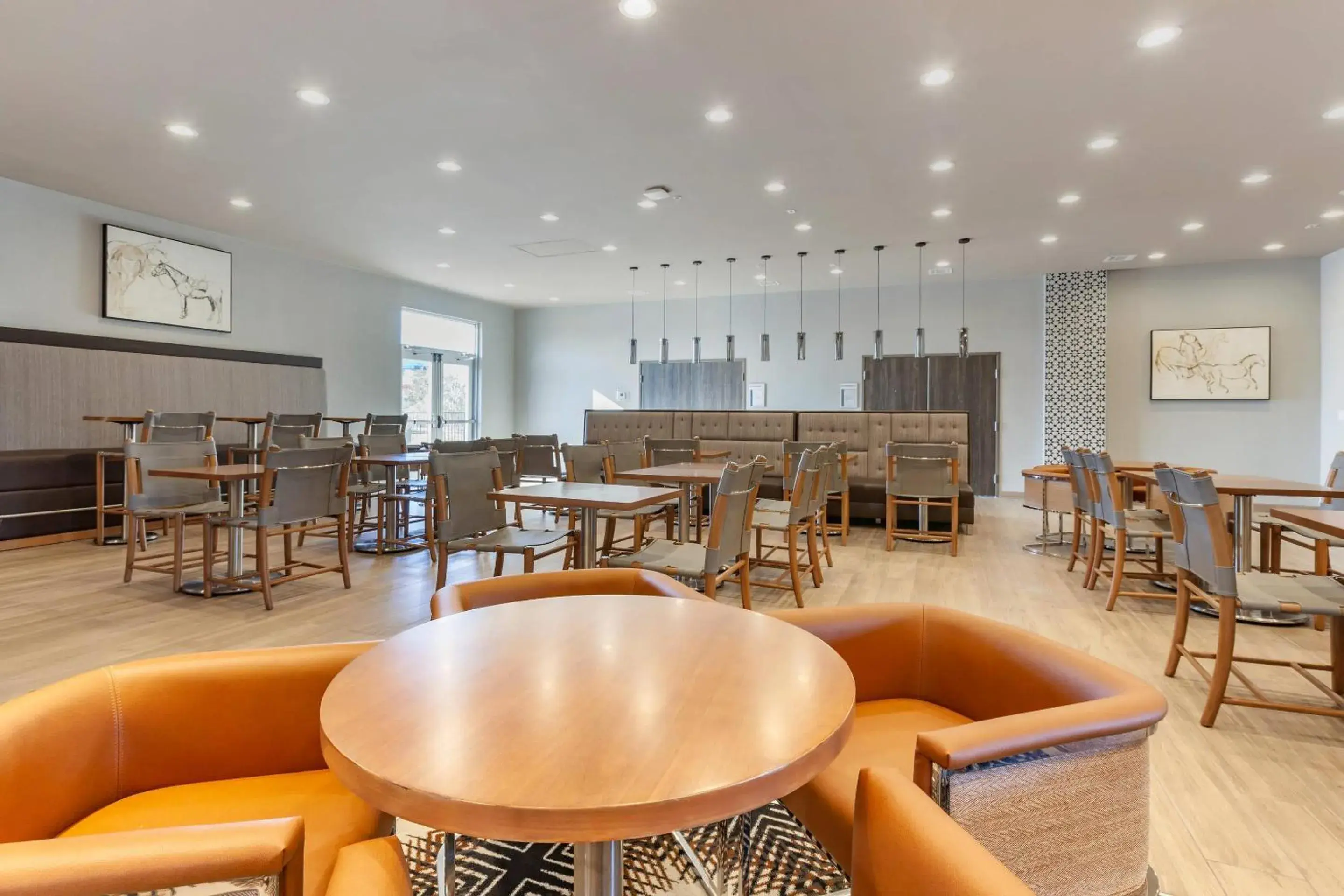 Restaurant/places to eat in Cambria Hotel Plano - Richardson Garland Restaurant/places to eat in Cambria Hotel Plano - Richardson Garland