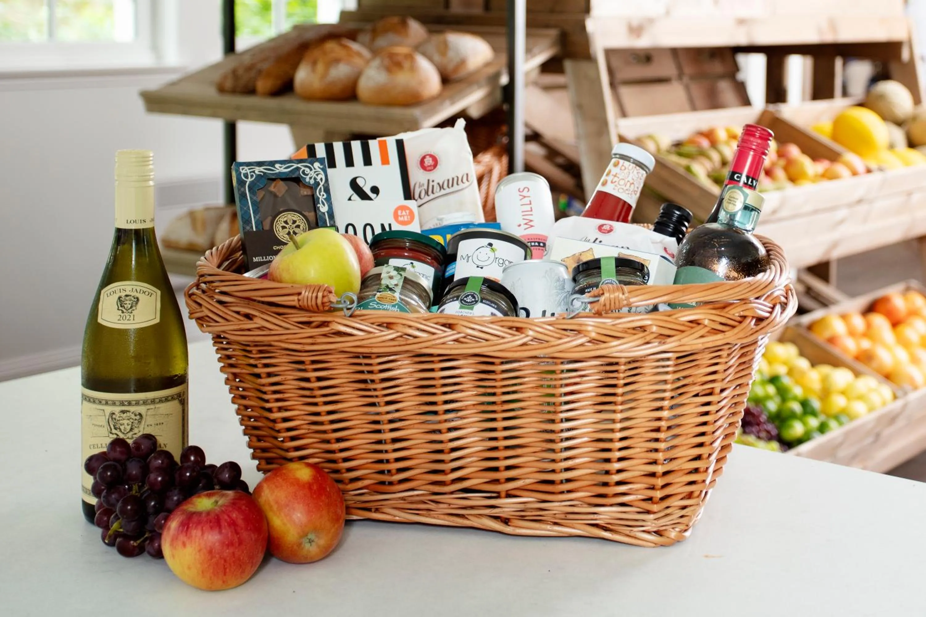 On-site shops in SCHLOSS Roxburghe, part of Destination by Hyatt