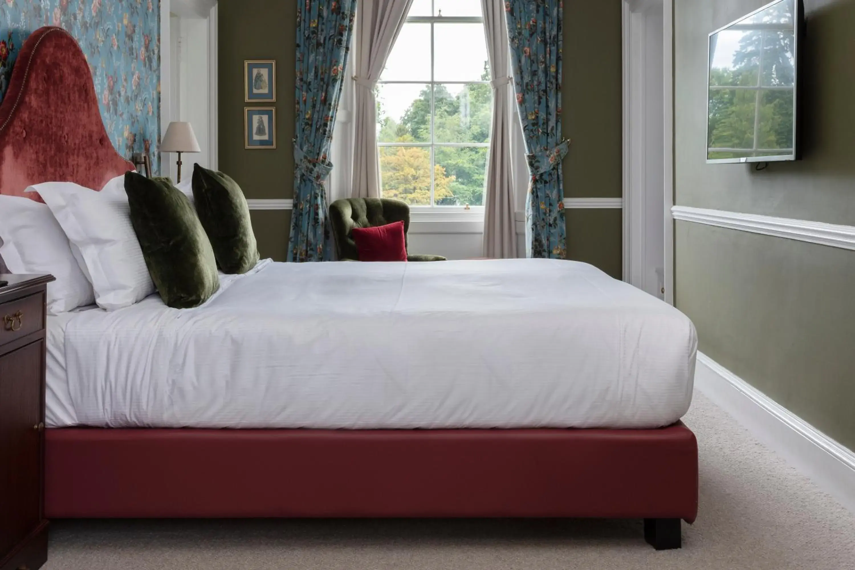 Bed in SCHLOSS Roxburghe, part of Destination by Hyatt Bed in SCHLOSS Roxburghe, part of Destination by Hyatt