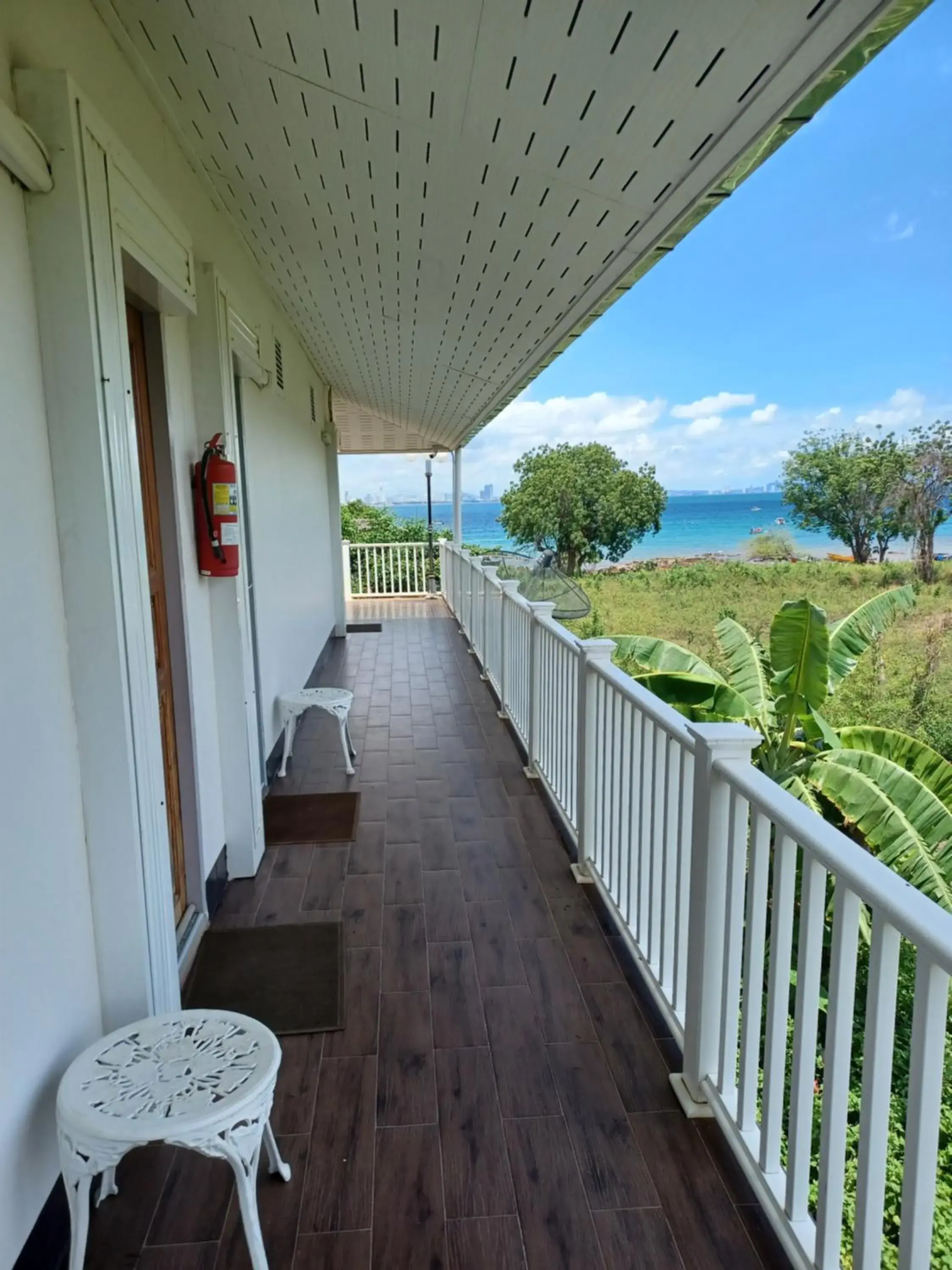 View (from property/room), Balcony/Terrace in Koh Larn Riviera