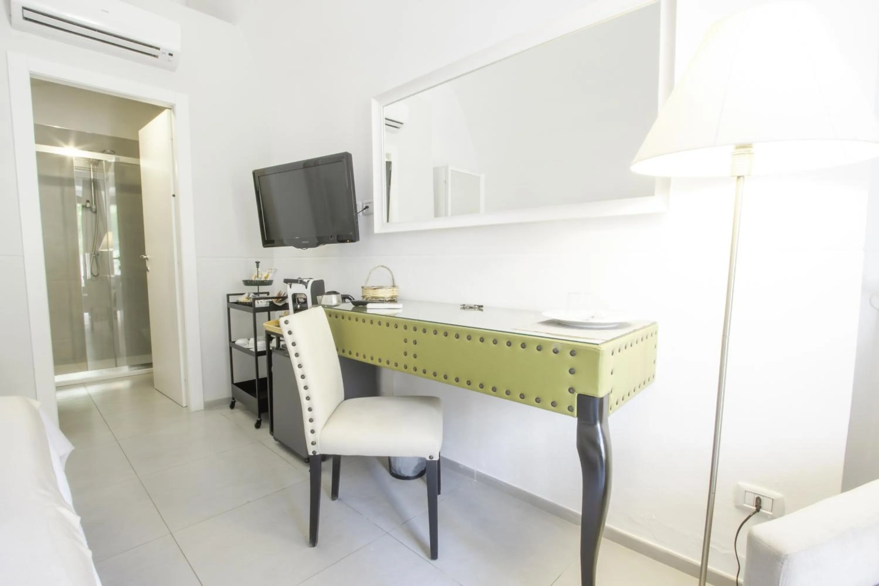 TV and multimedia in Le Tre Sorelle