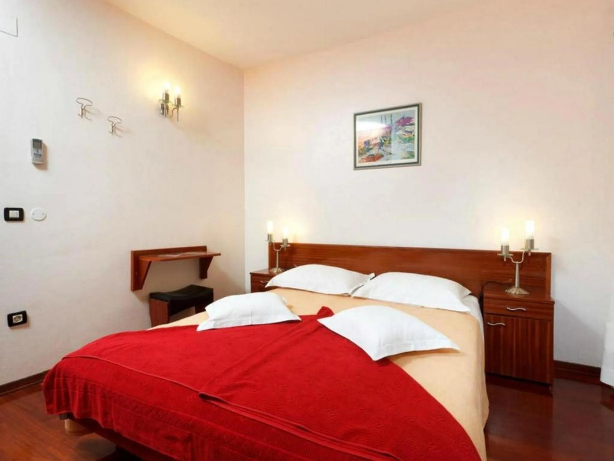 Bedroom in Villa Slika