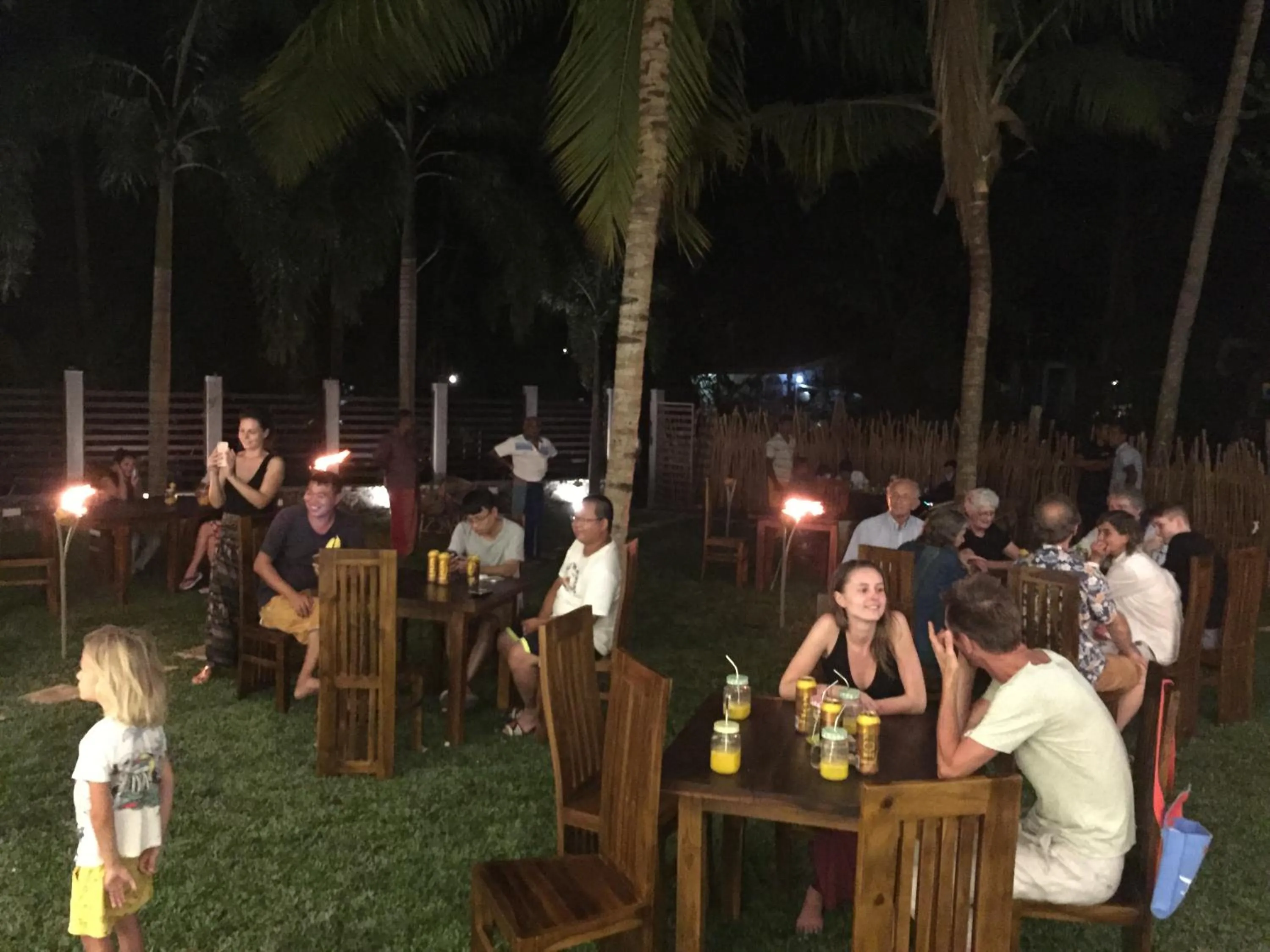 Restaurant/places to eat in Bay Hiriketiya