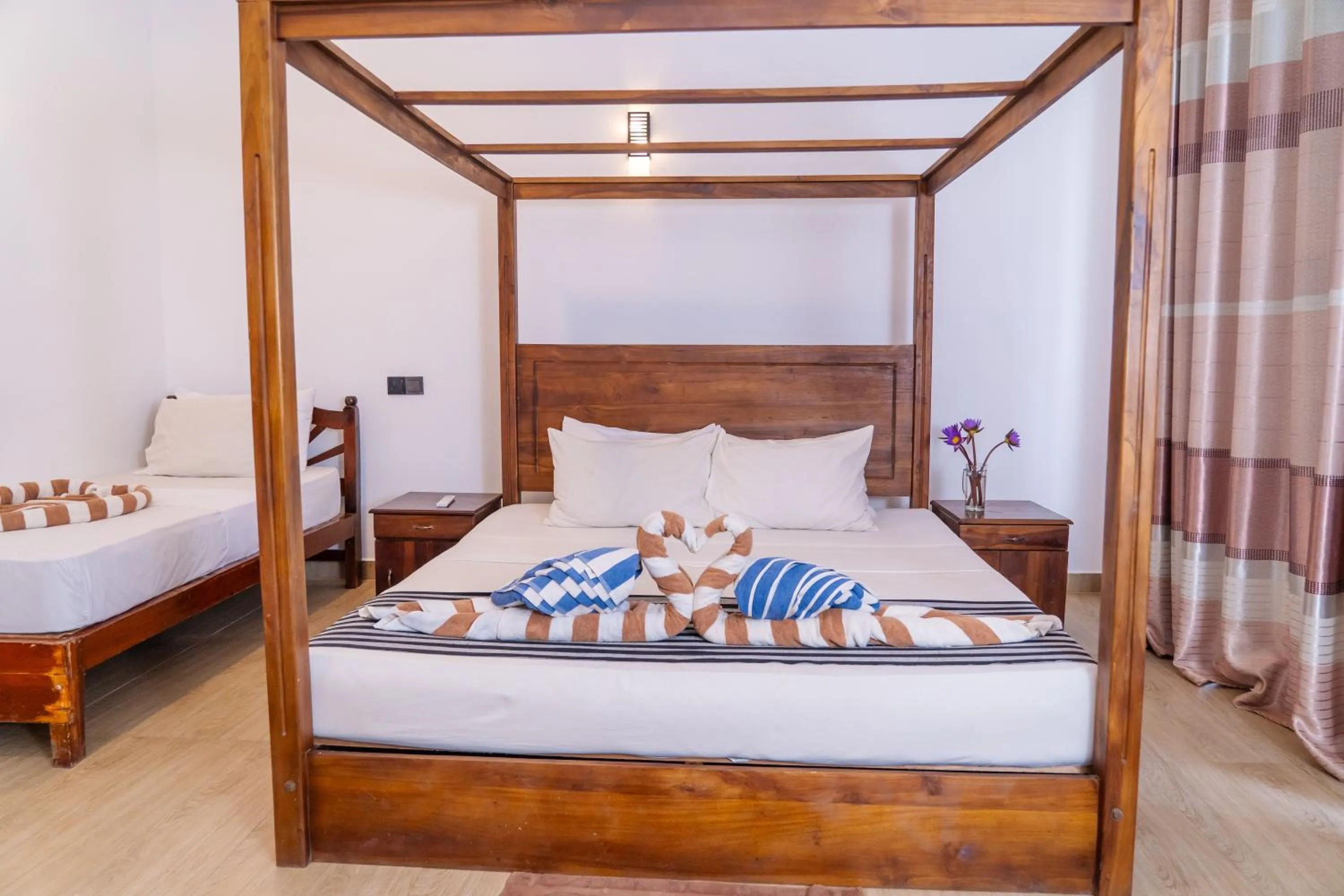 Bed in Bay Hiriketiya