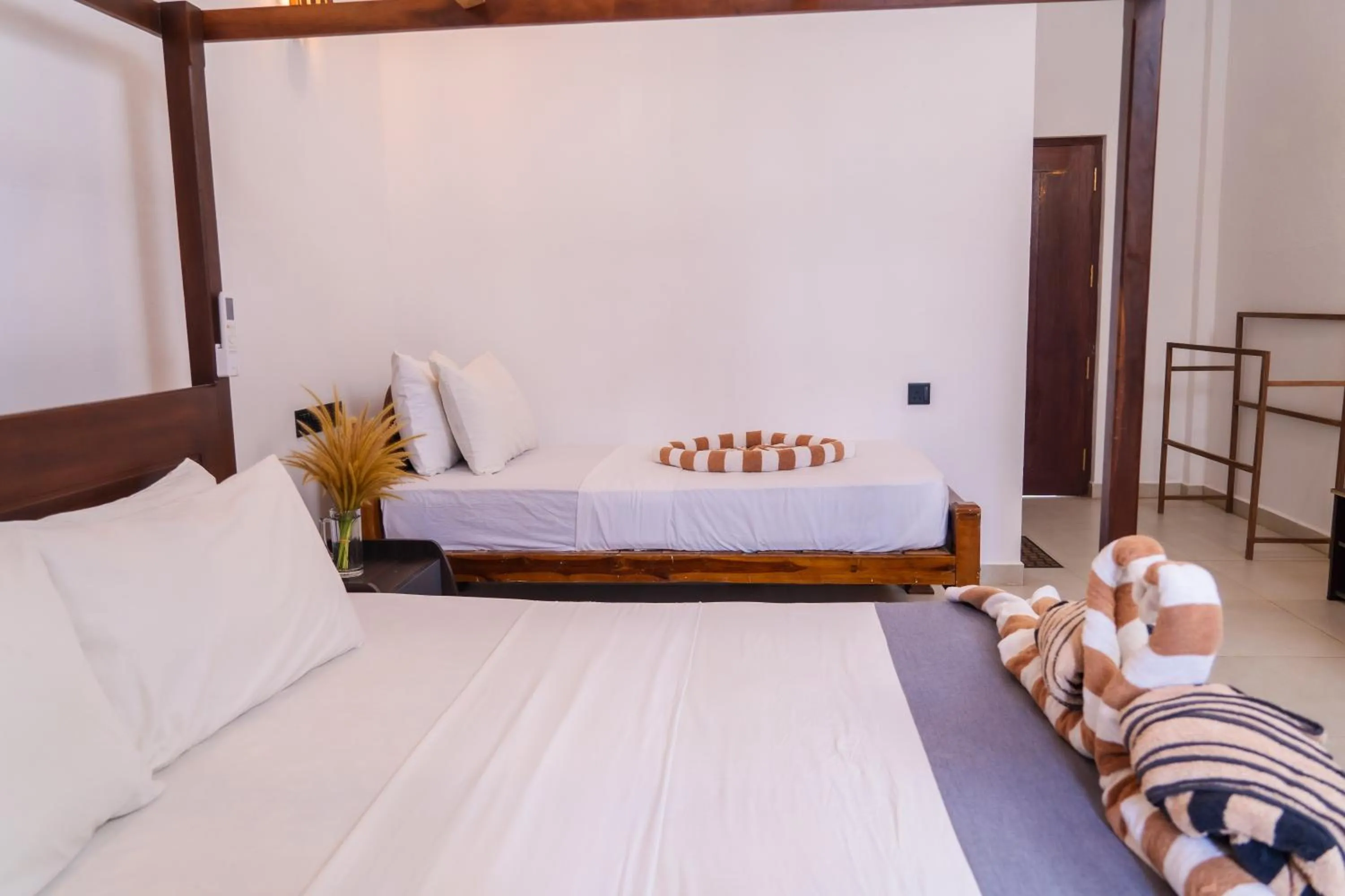 Bed in Bay Hiriketiya