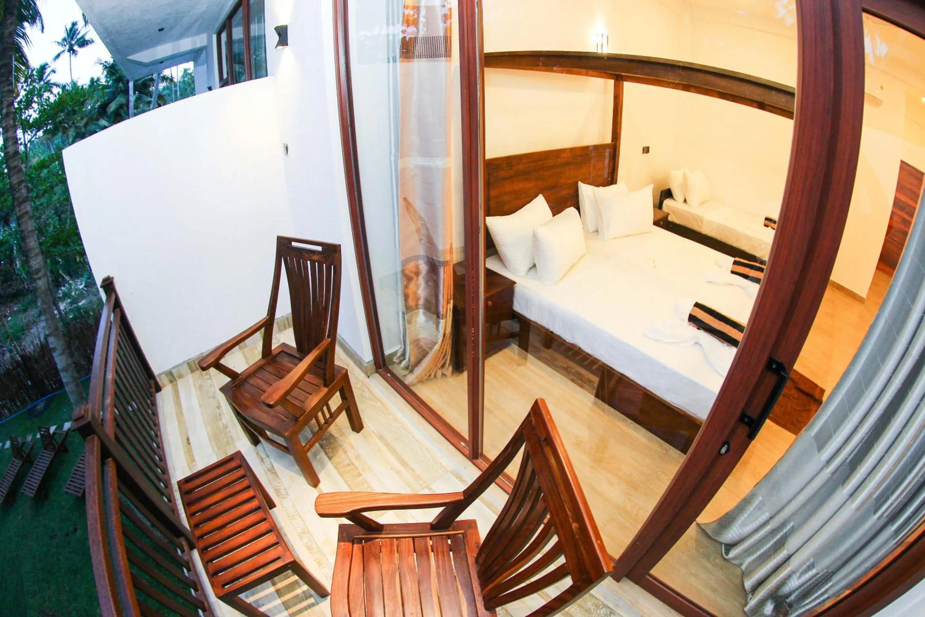 Bed in Bay Hiriketiya