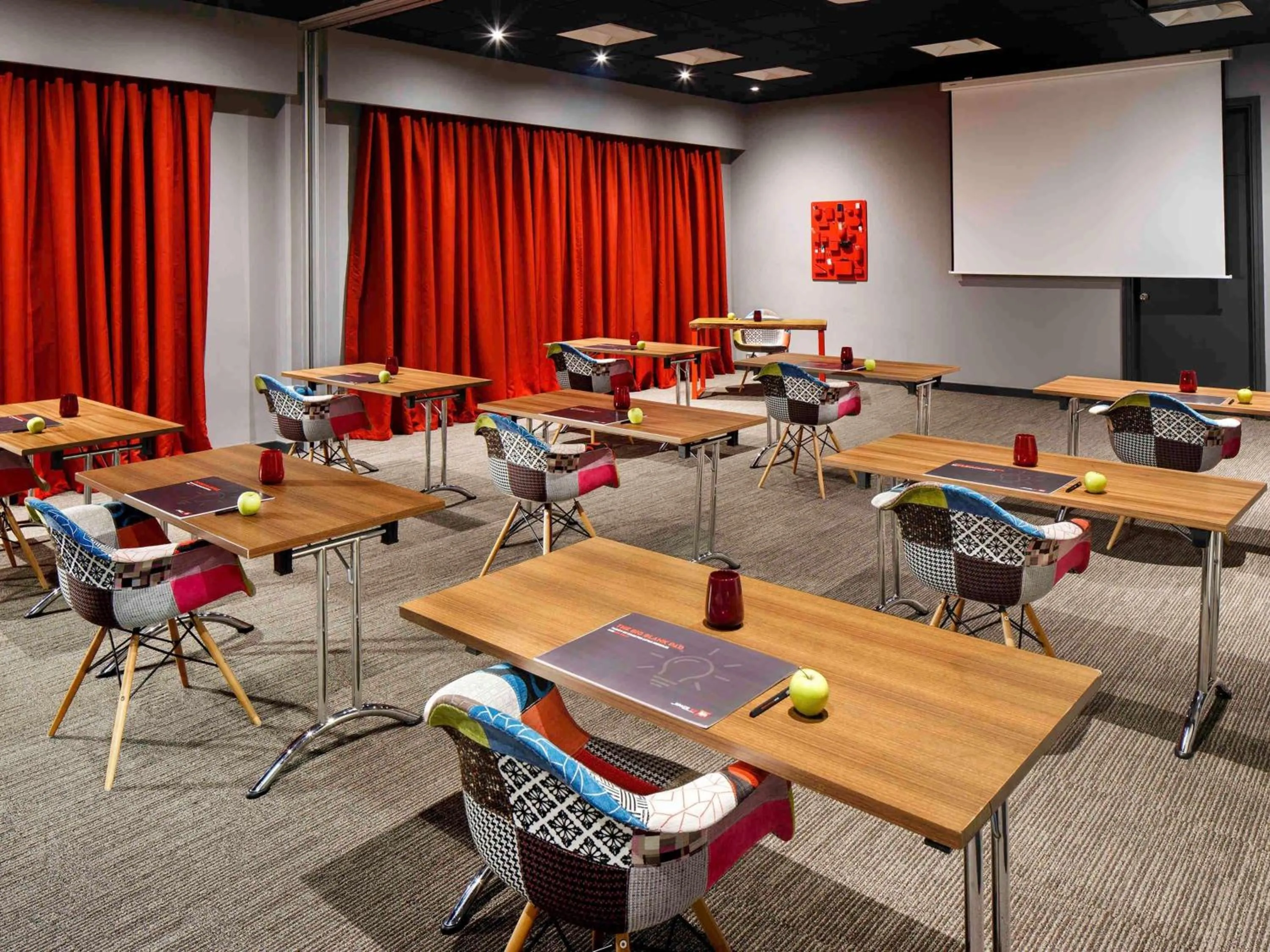 Meeting/conference room in ibis Southampton