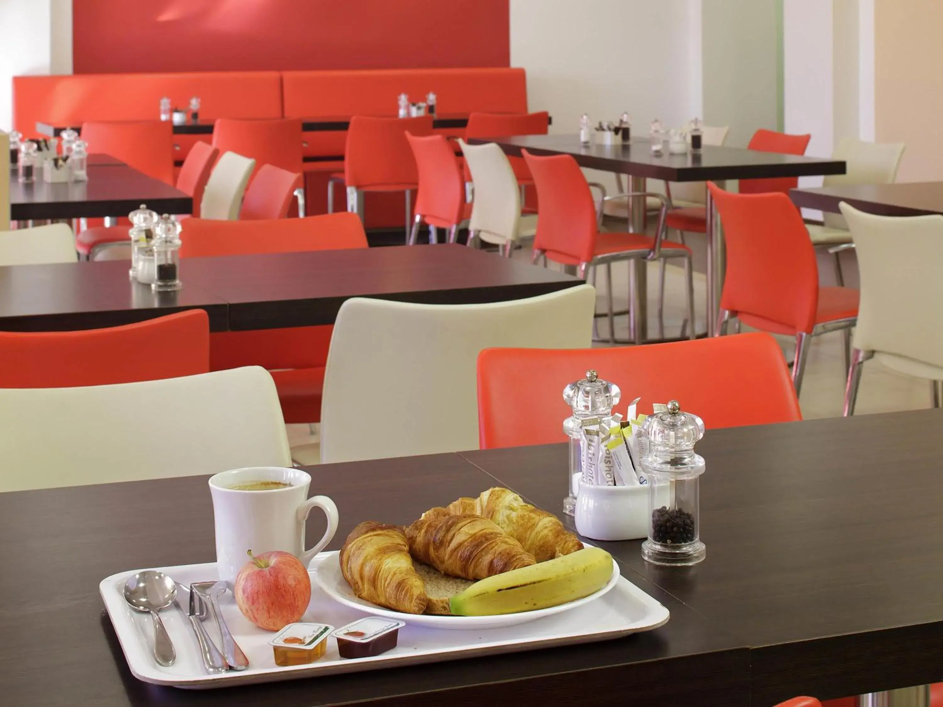 Restaurant/places to eat in ibis Southampton Restaurant/places to eat in ibis Southampton