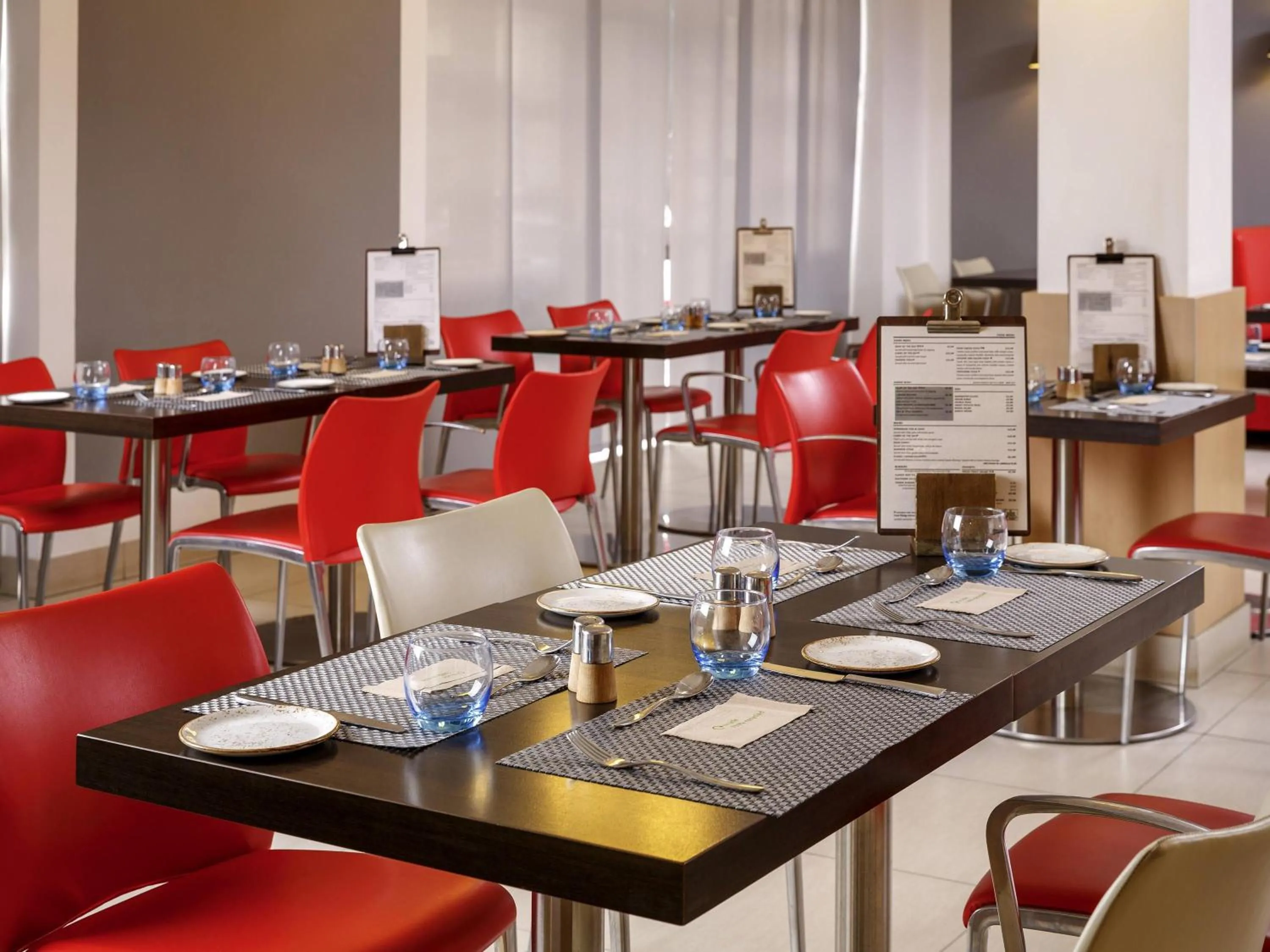 Restaurant/places to eat in ibis Southampton