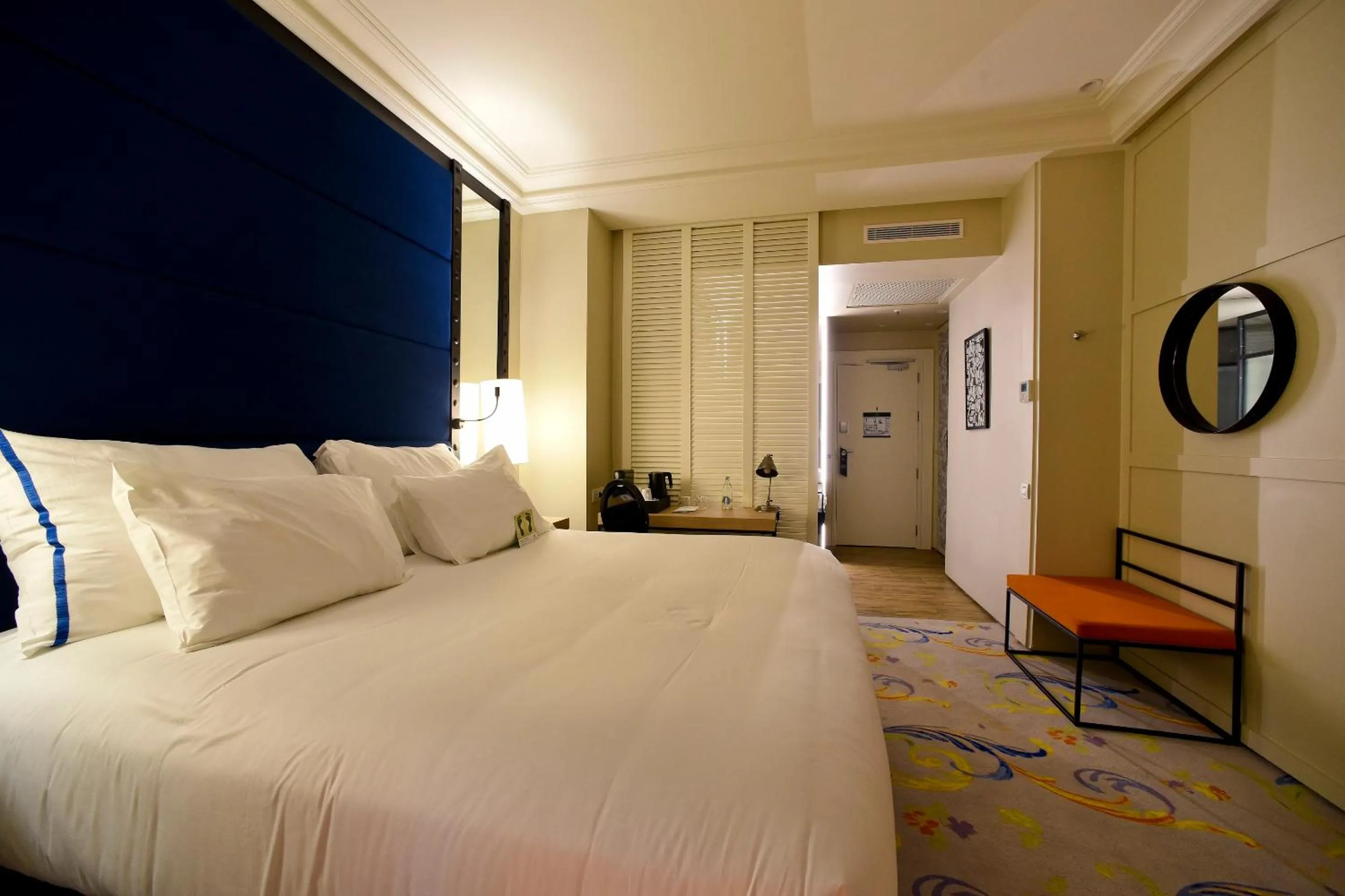 Photo of the whole room, Bed in Pestana Collection Plaza Mayor