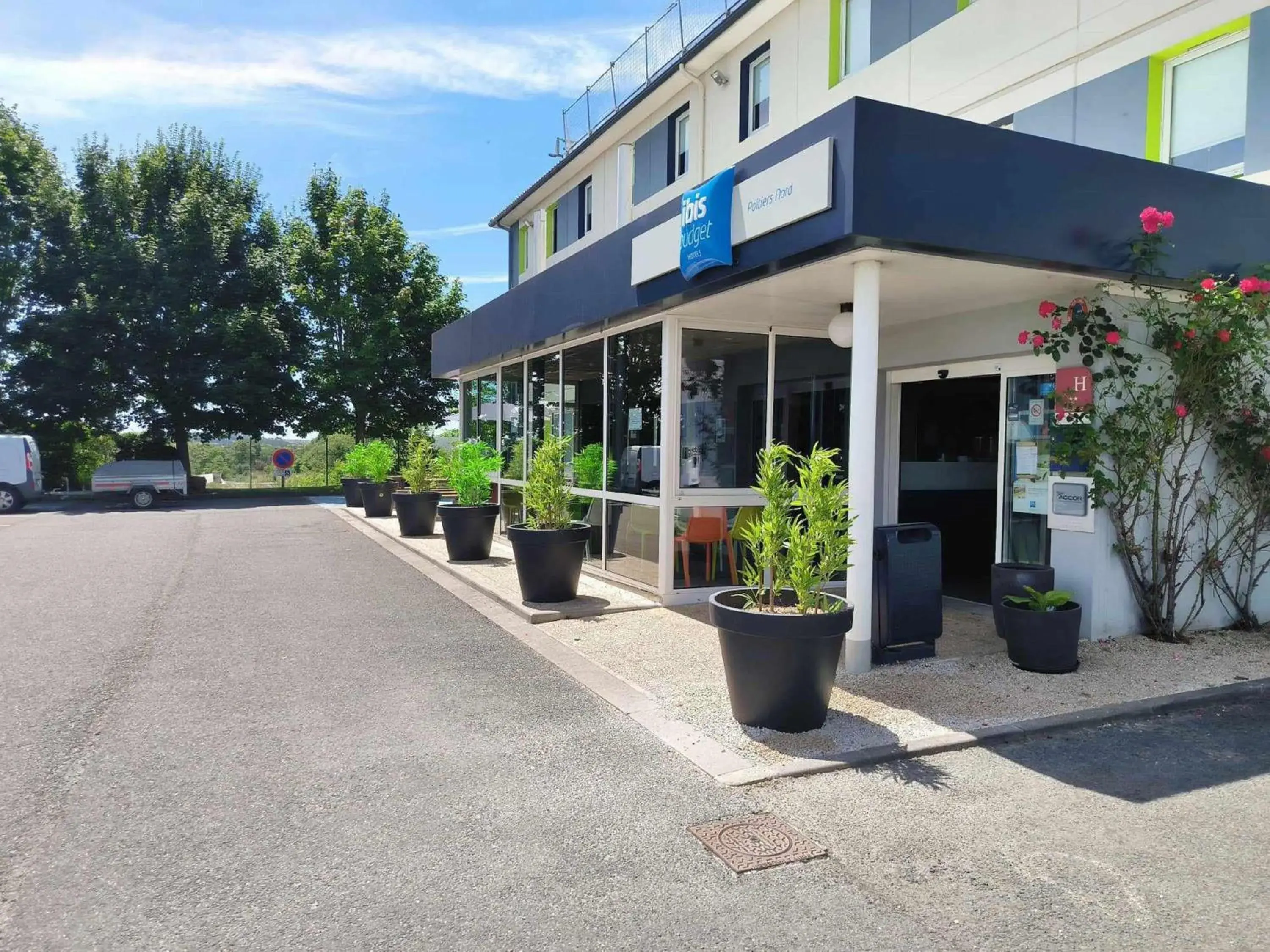 Property building in ibis budget Poitiers Nord Futuroscope Property building in ibis budget Poitiers Nord Futuroscope