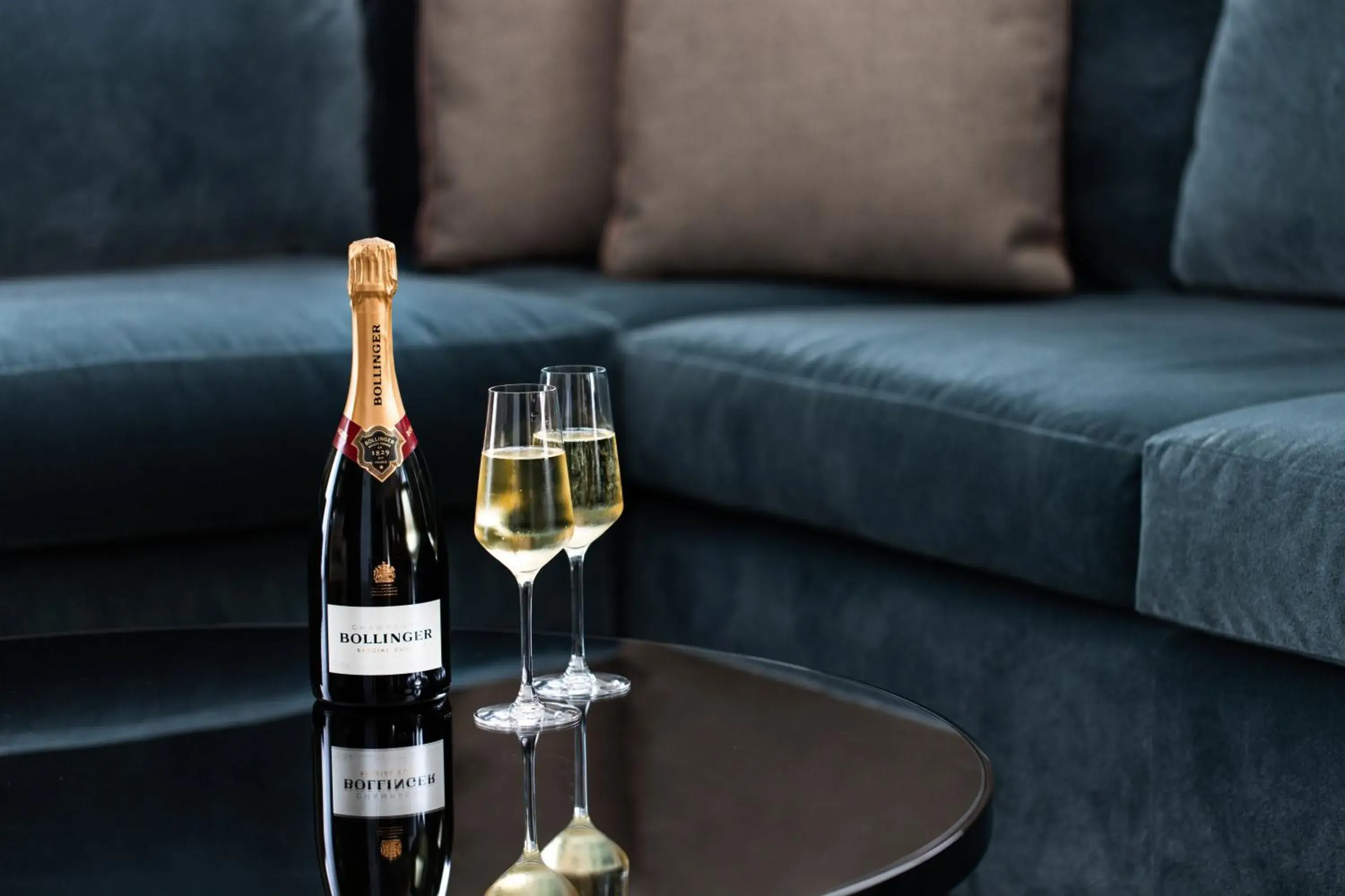 Living room in 15 Basil Street Knightsbridge, Luxury Serviced Apartments Living room in 15 Basil Street Knightsbridge, Luxury Serviced Apartments