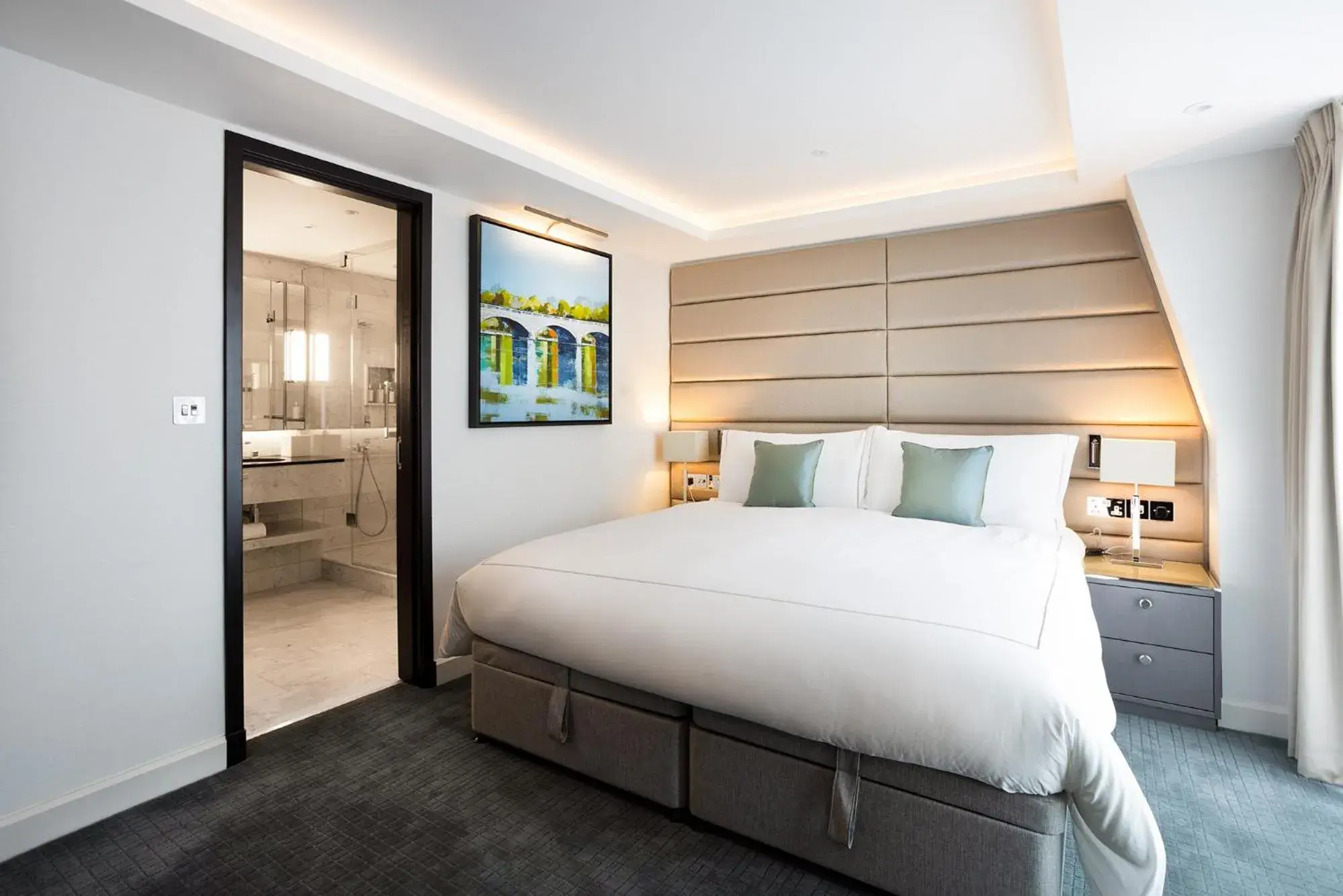 Bedroom, Bed in 15 Basil Street Knightsbridge, Luxury Serviced Apartments Bedroom, Bed in 15 Basil Street Knightsbridge, Luxury Serviced Apartments