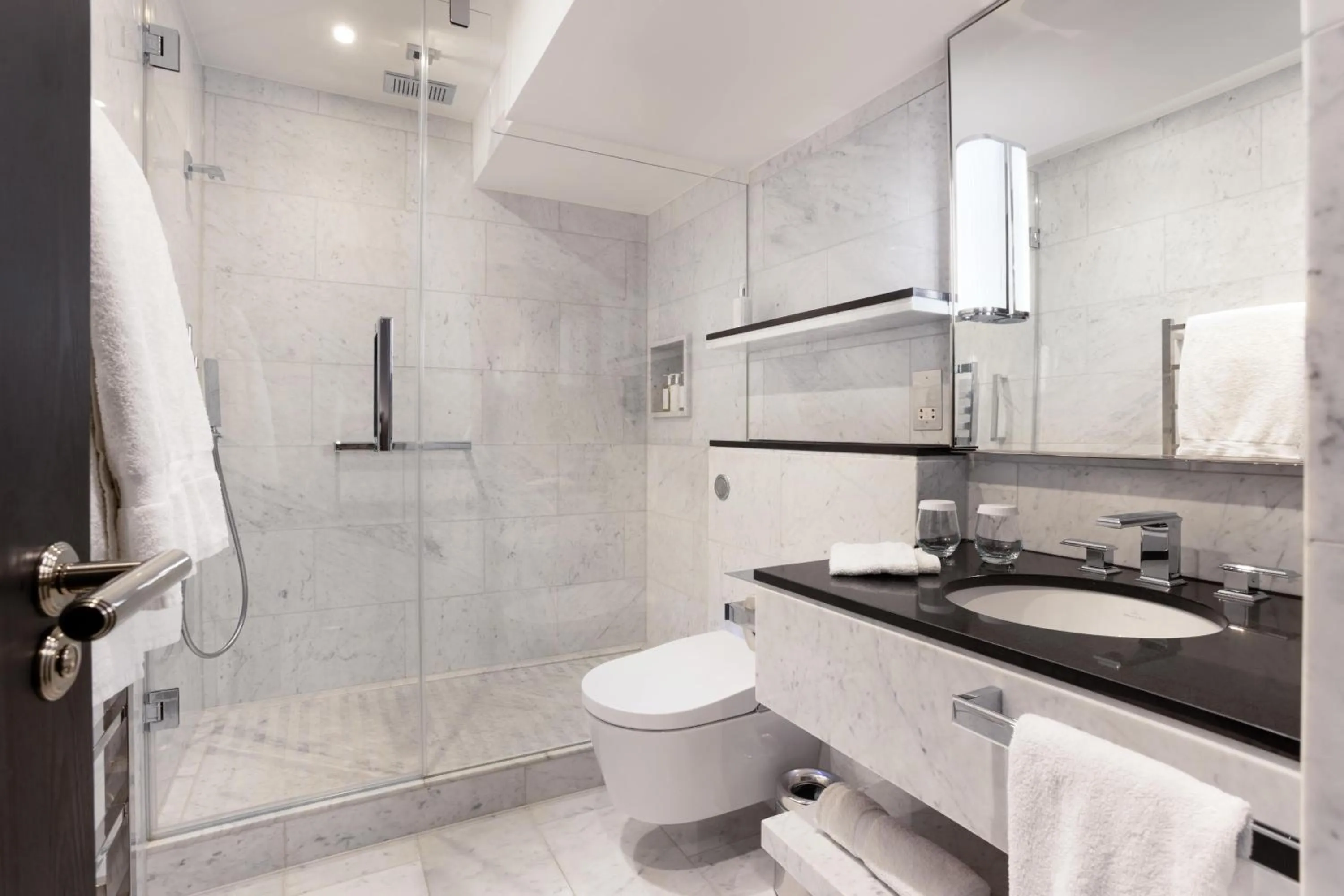 Bathroom in 15 Basil Street Knightsbridge, Luxury Serviced Apartments