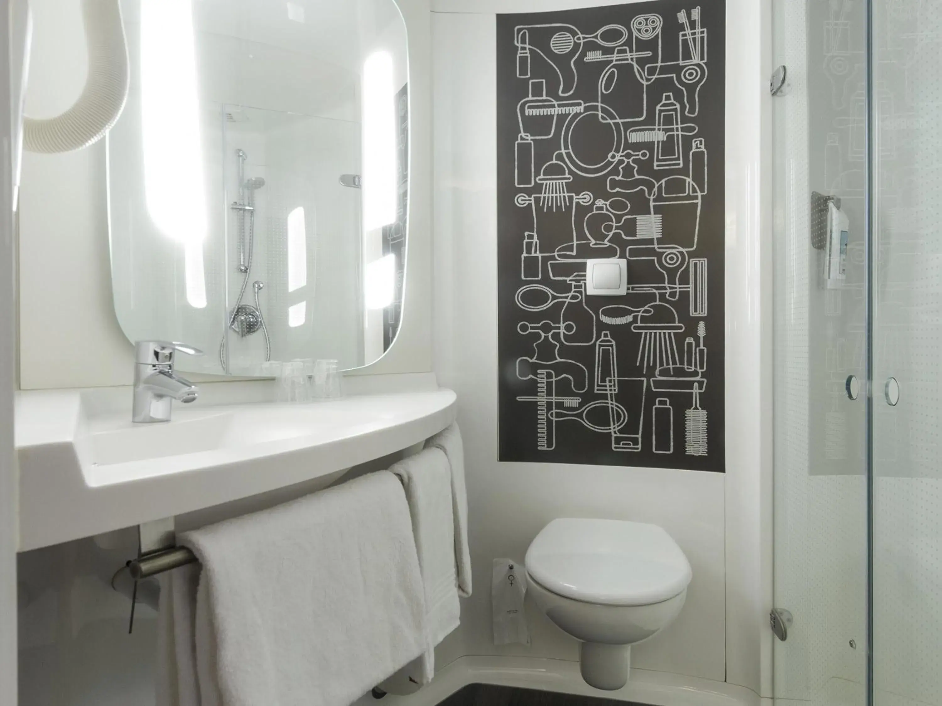 Bedroom in ibis London Docklands Canary Wharf Bedroom in ibis London Docklands Canary Wharf