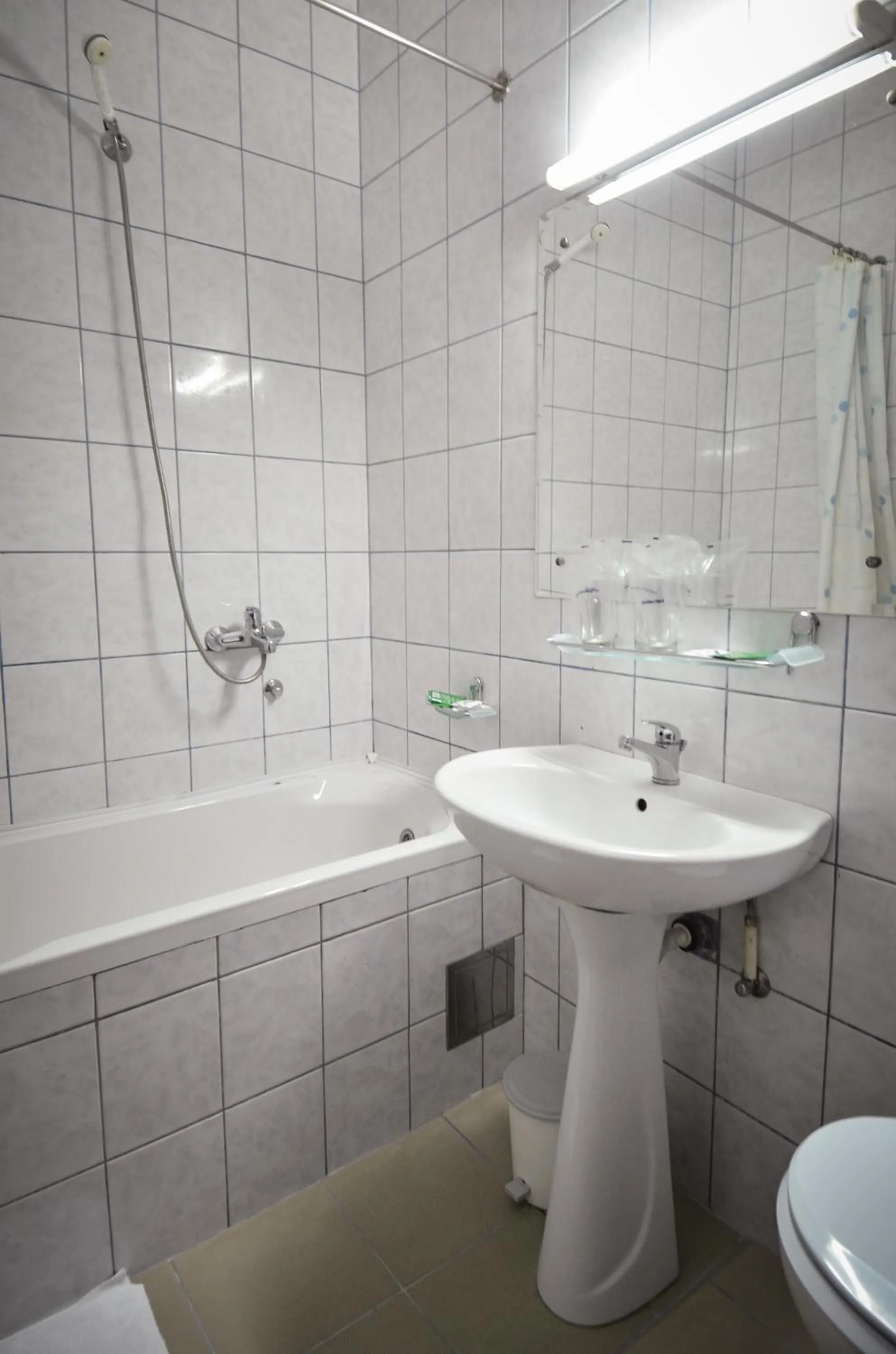 Bathroom in Garni Hotel Lake