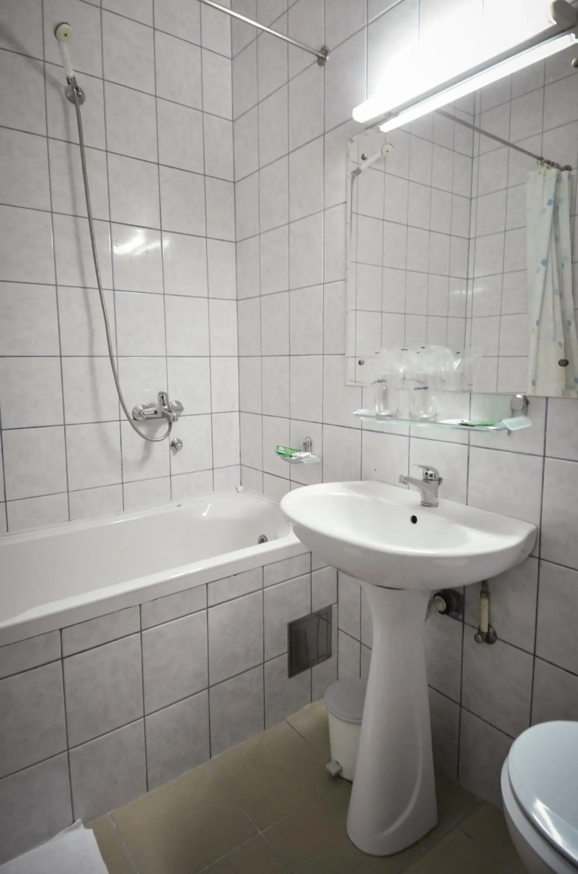 Comfort Double Room in Garni Hotel Lake Comfort Double Room in Garni Hotel Lake