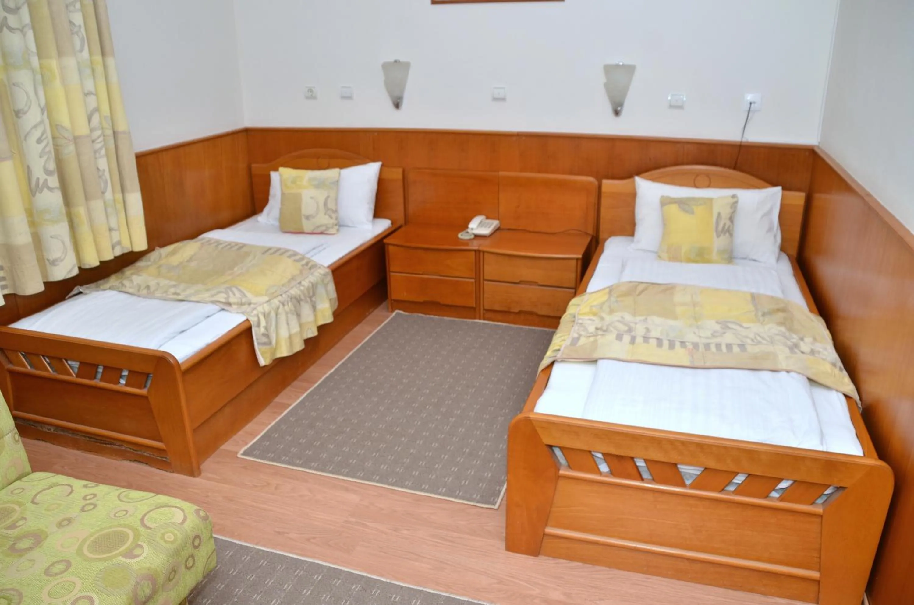 Bed in Garni Hotel Lake