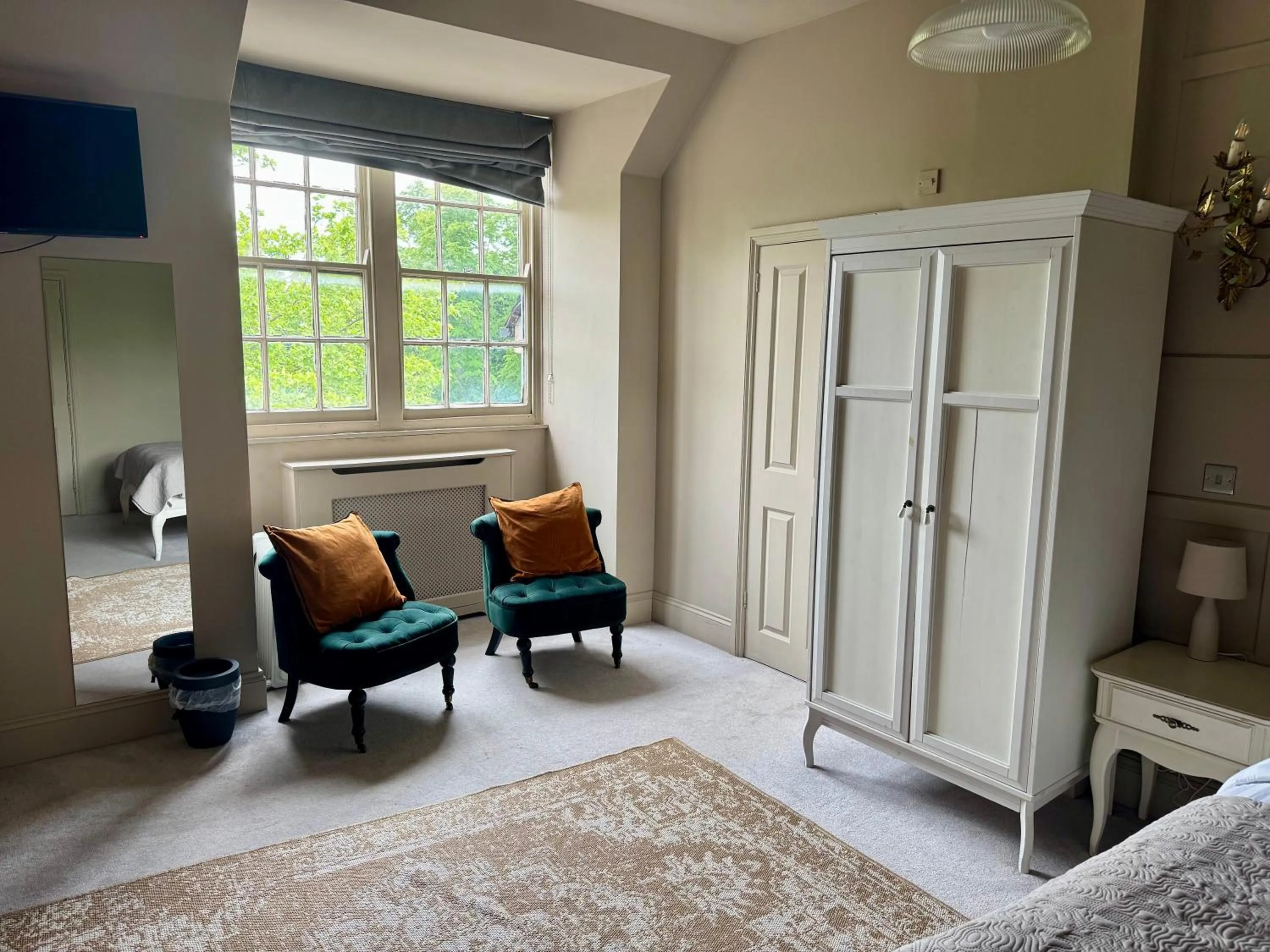 Seating area in The William