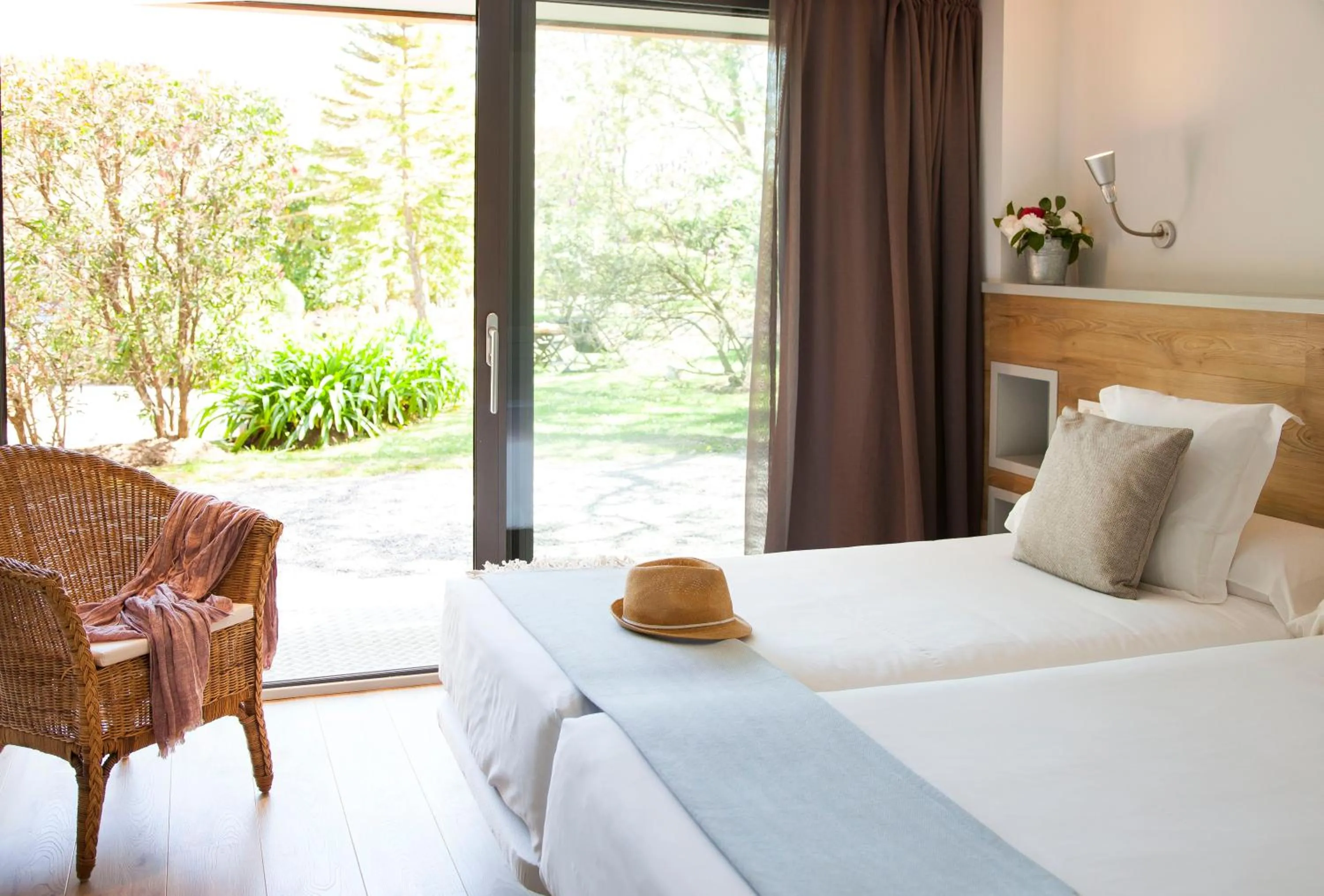 Bedroom, Bed in Apartamentos Casona de la Paca